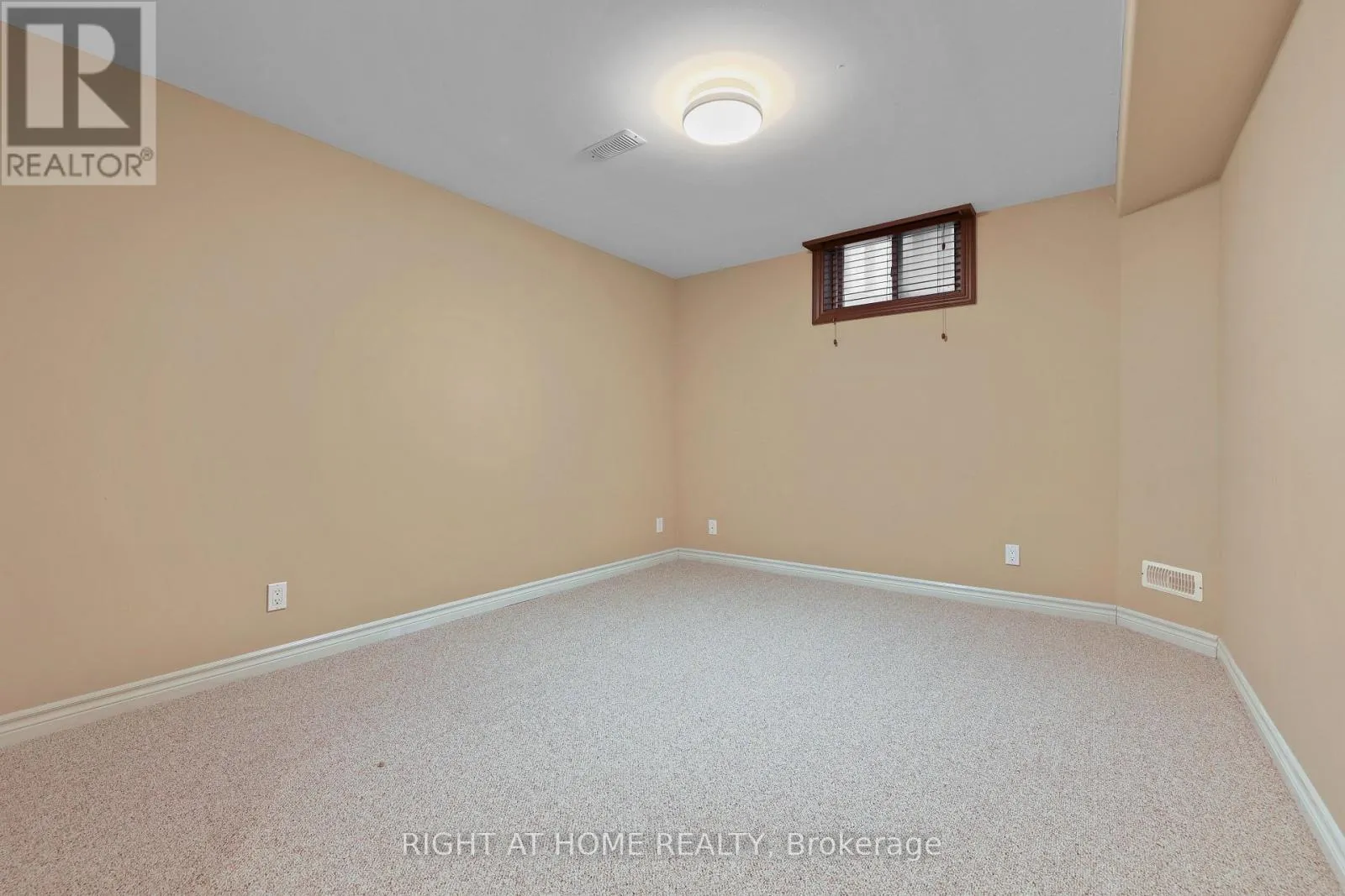 3227 LAKESHORE ROAD