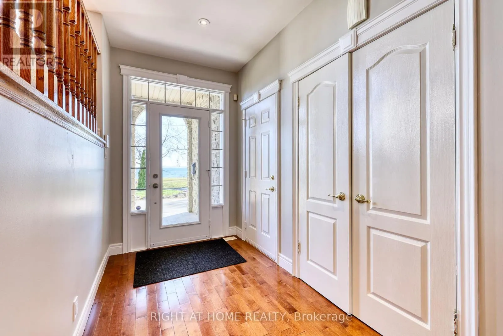 3227 LAKESHORE ROAD