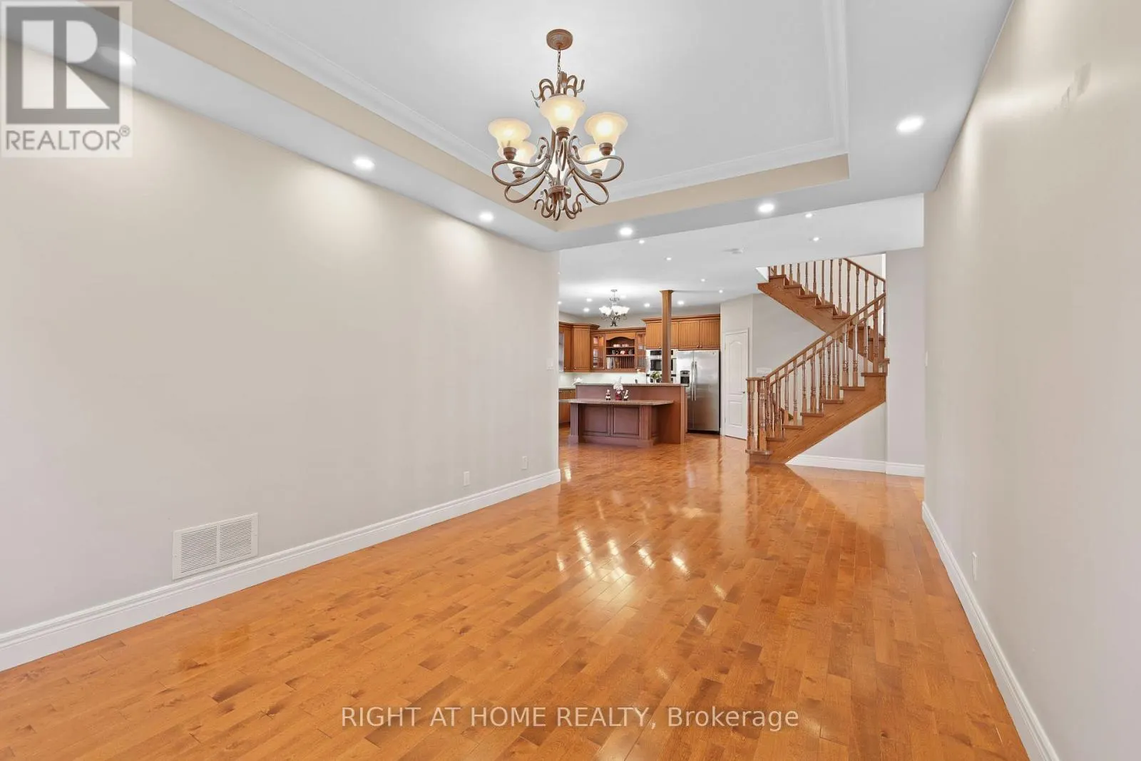 3227 LAKESHORE ROAD