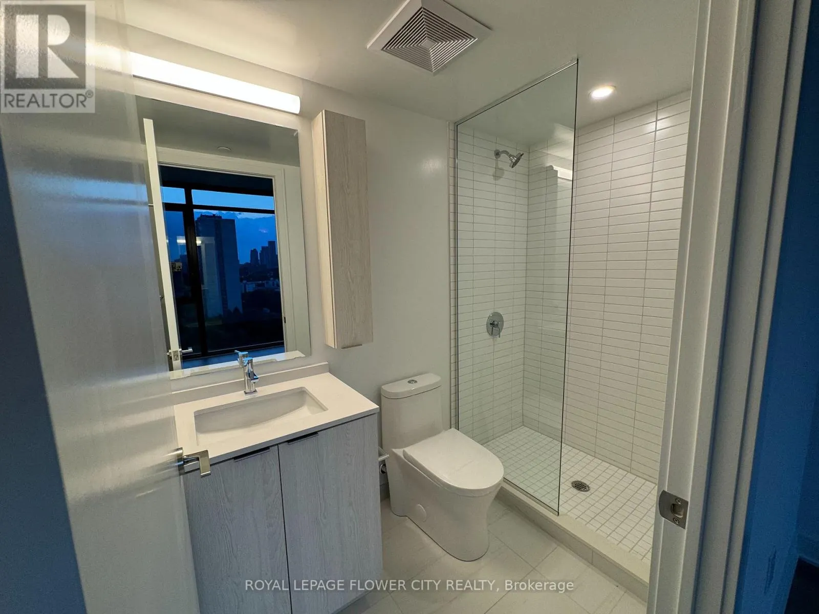 1503 - 86 DUNDAS STREET