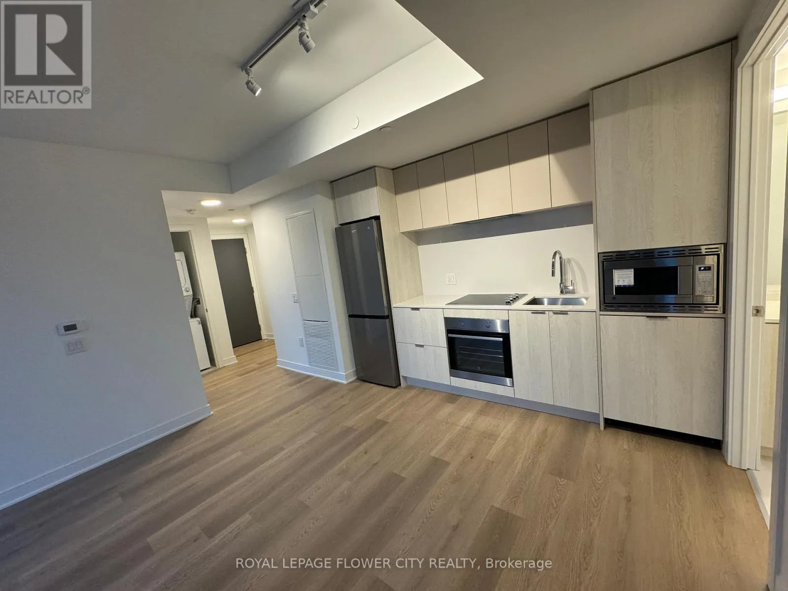 1503 - 86 DUNDAS STREET