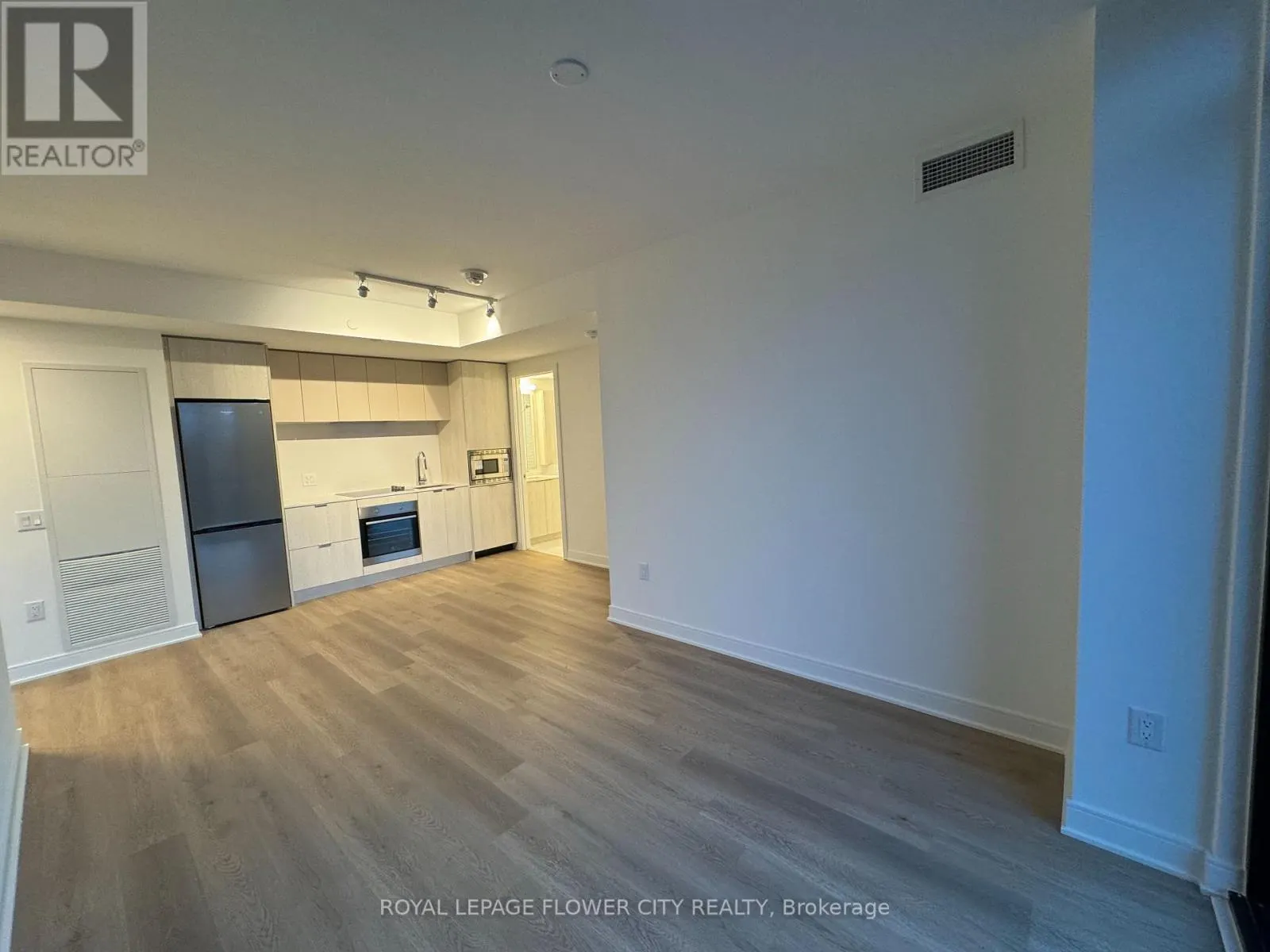1503 - 86 DUNDAS STREET