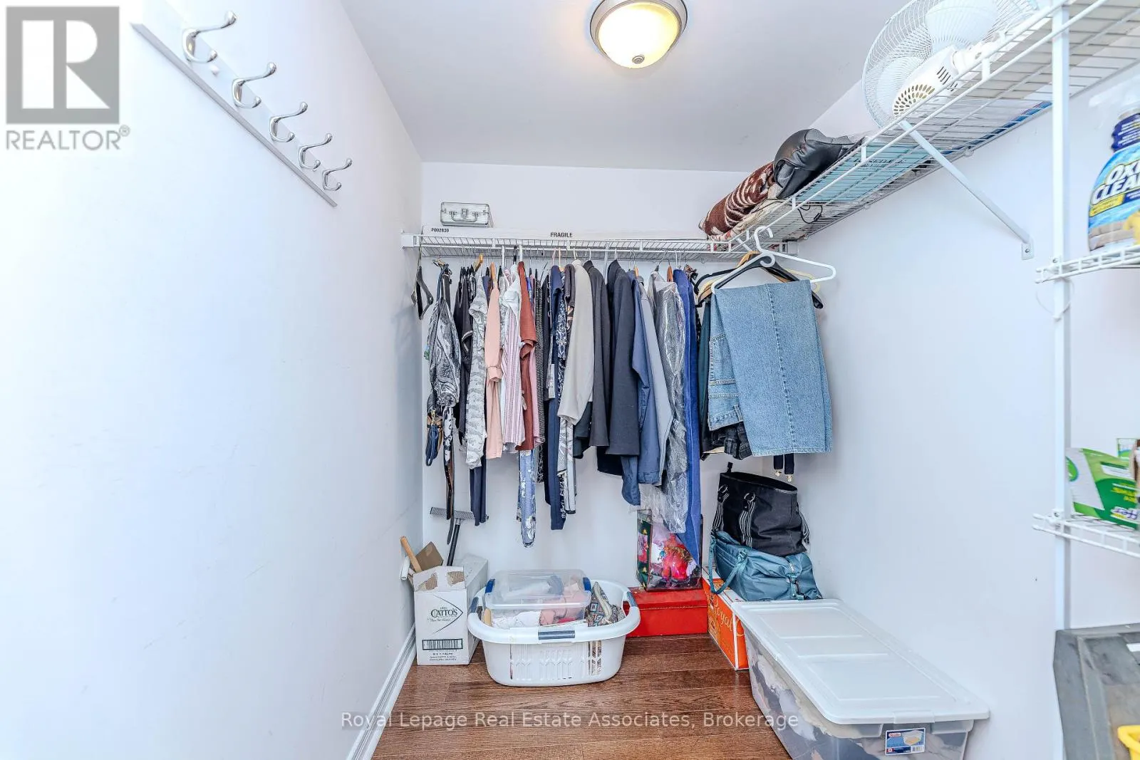 202 - 60 VIA ROSEDALE WAY