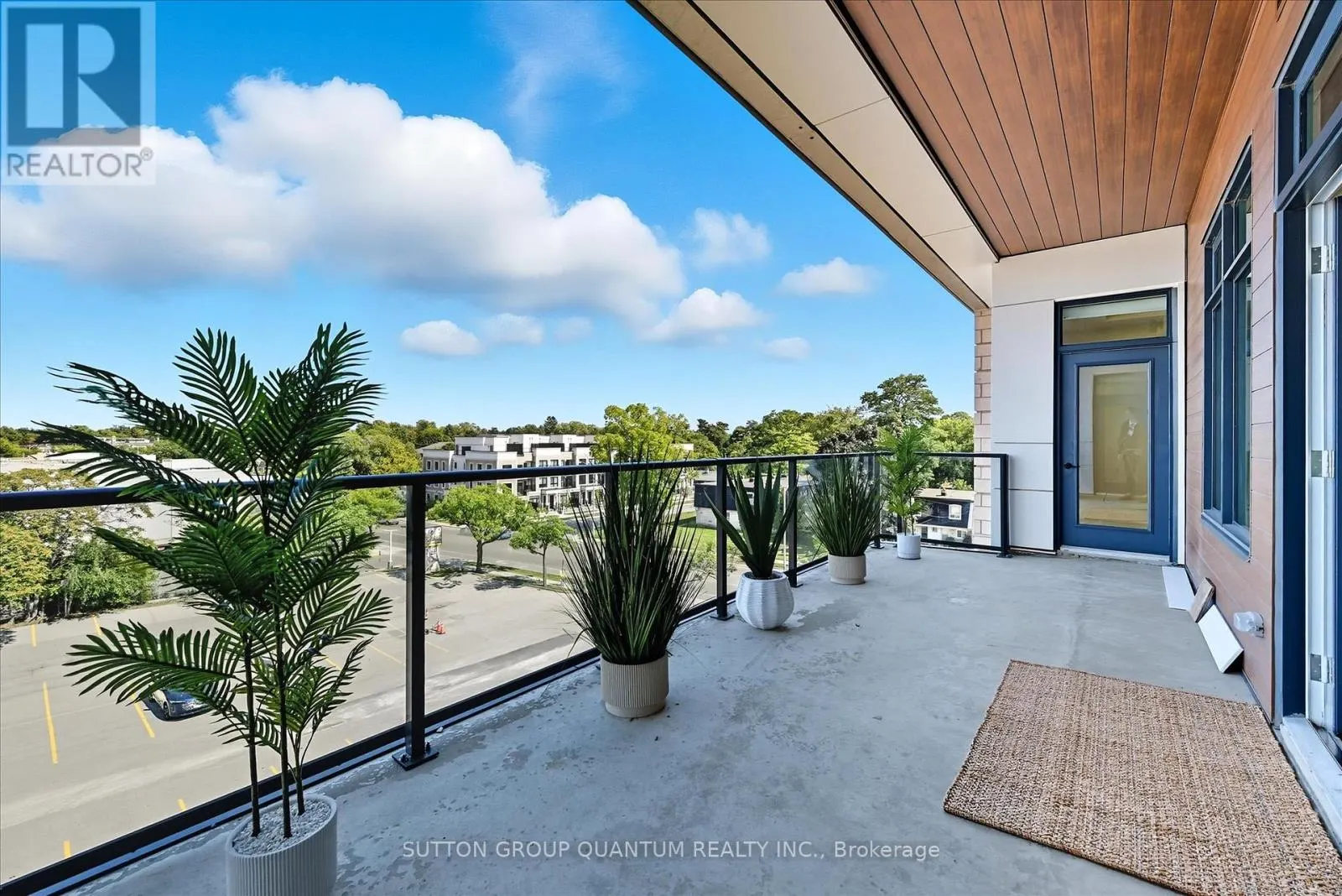 409 - 123 MAURICE DRIVE