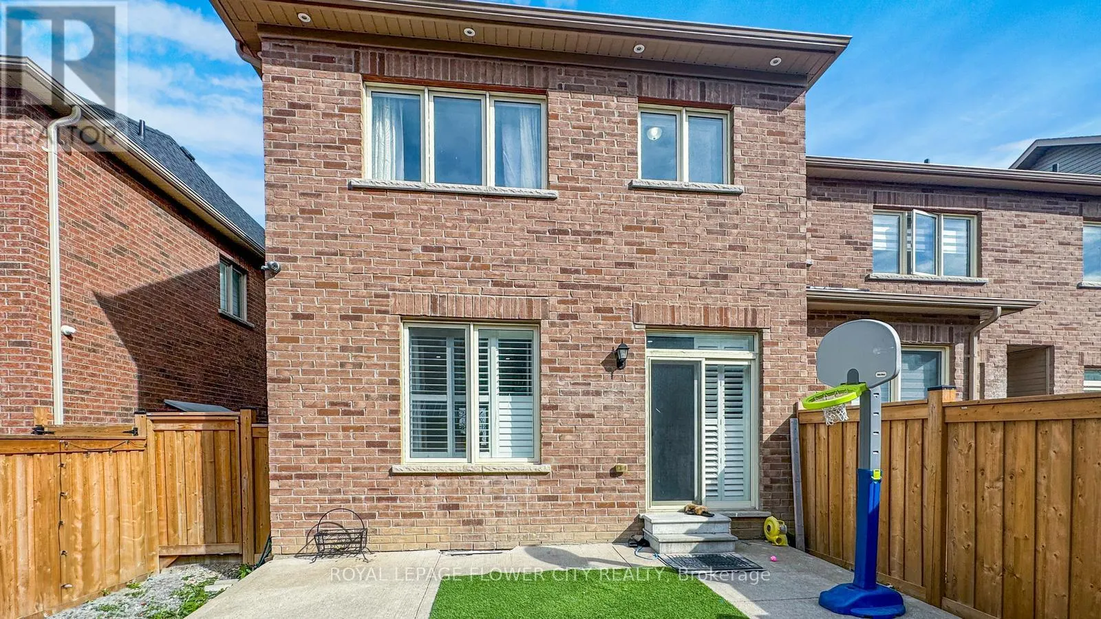 25 PADBURY TRAIL