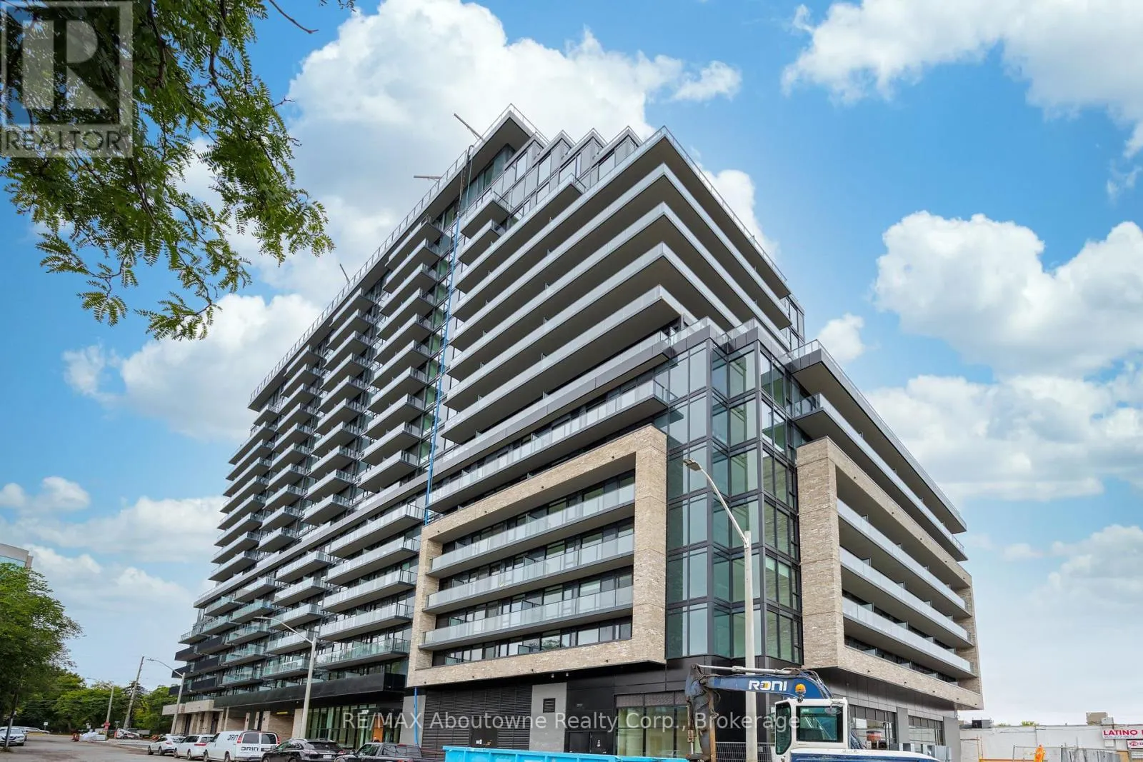 227 - 3009 NOVAR ROAD, #227