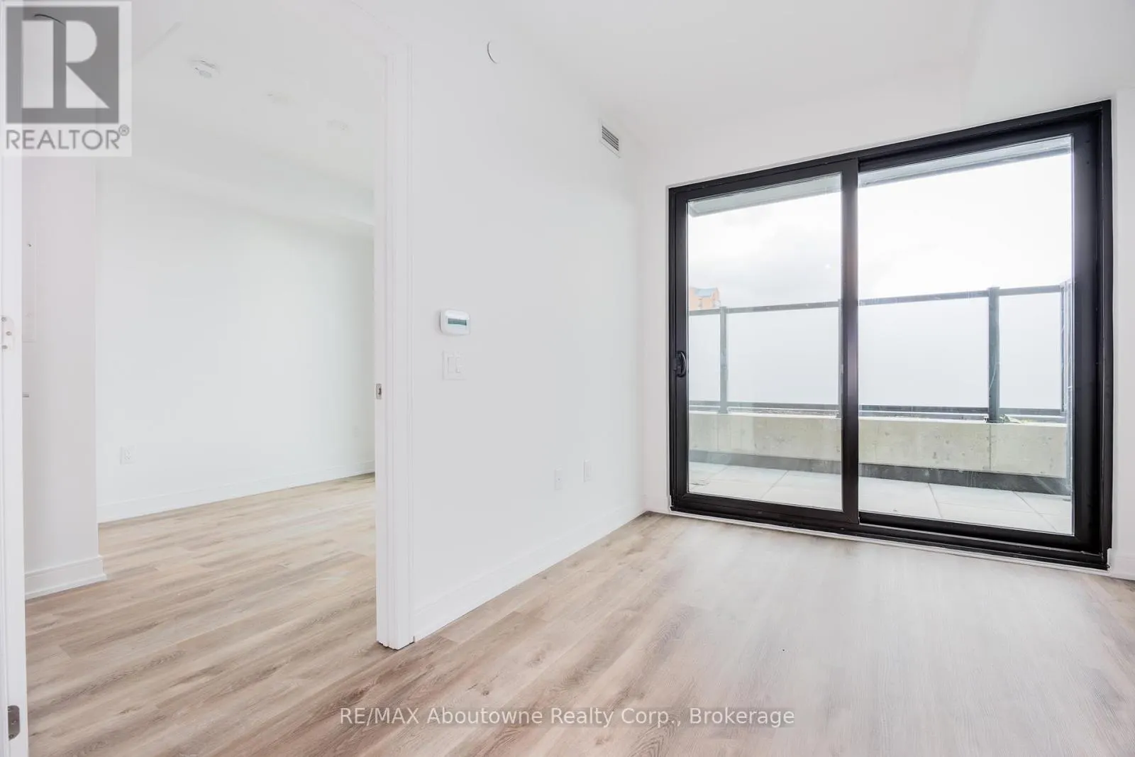 227 - 3009 NOVAR ROAD, #227