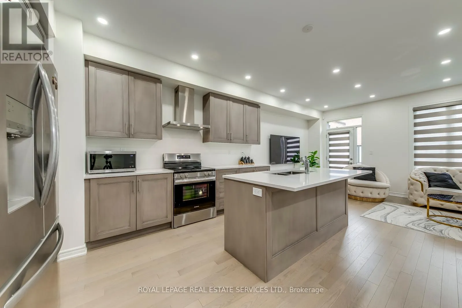 595 CELANDINE TERRACE