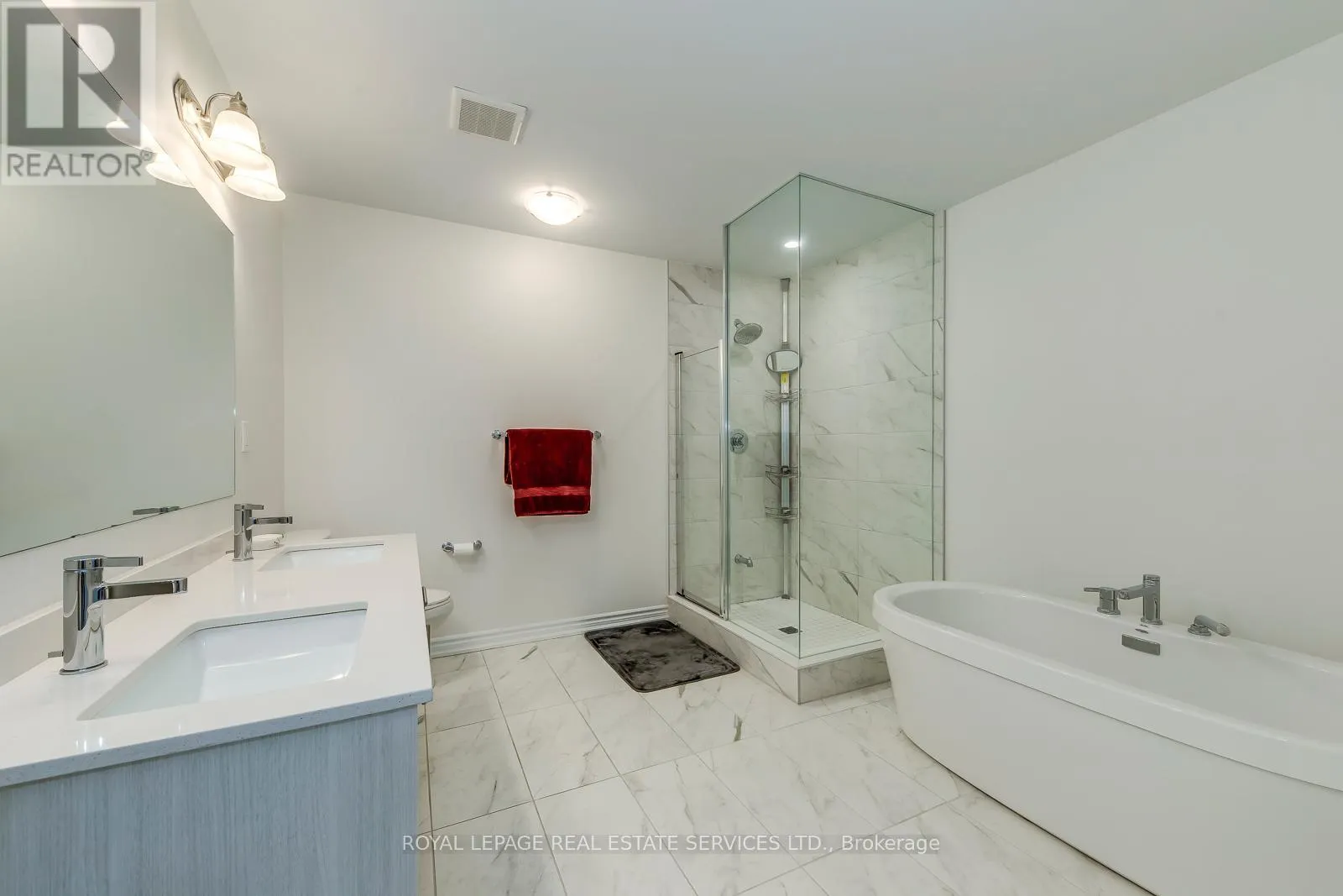 595 CELANDINE TERRACE