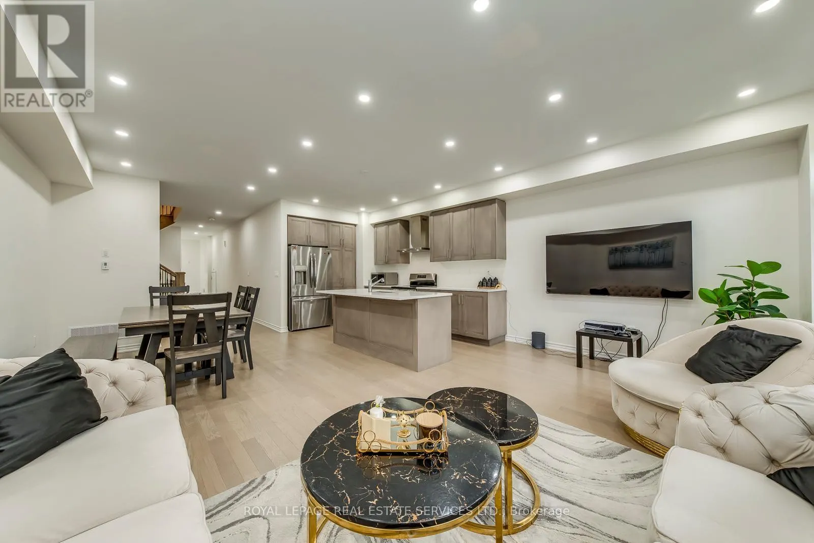 595 CELANDINE TERRACE