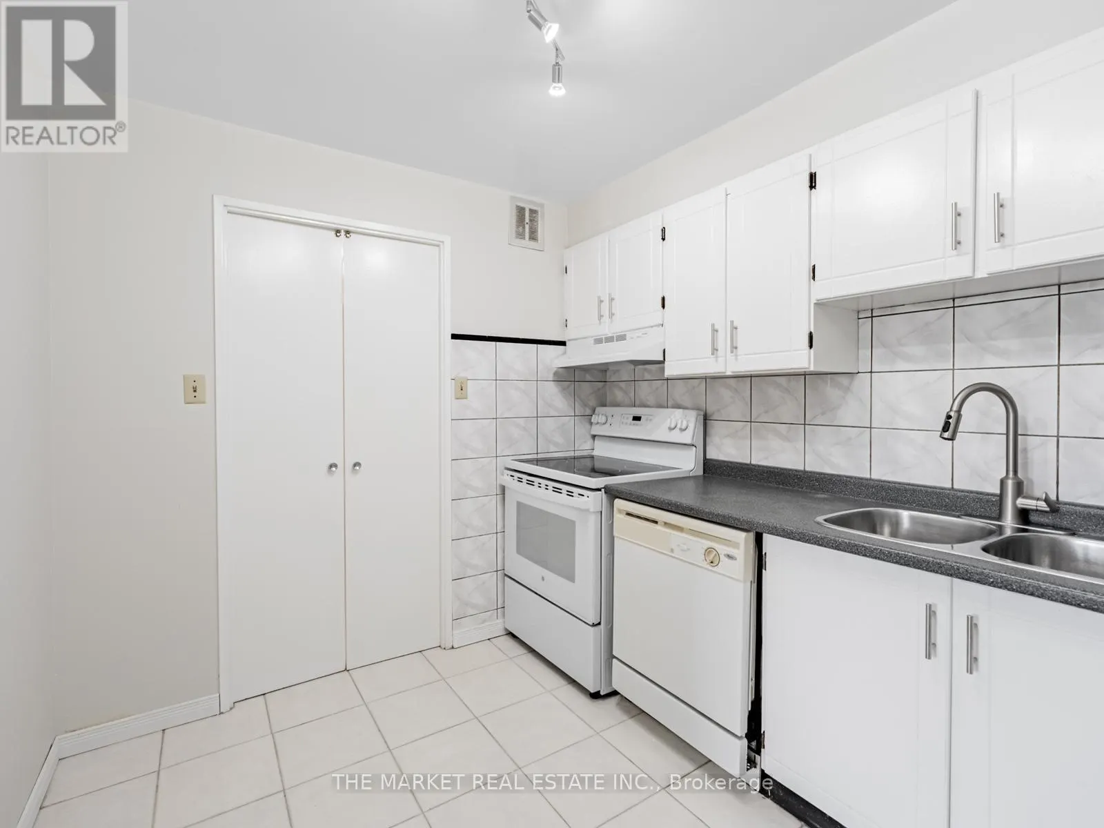 507 - 1320 MISSISSAUGA VALLEY BOULEVARD