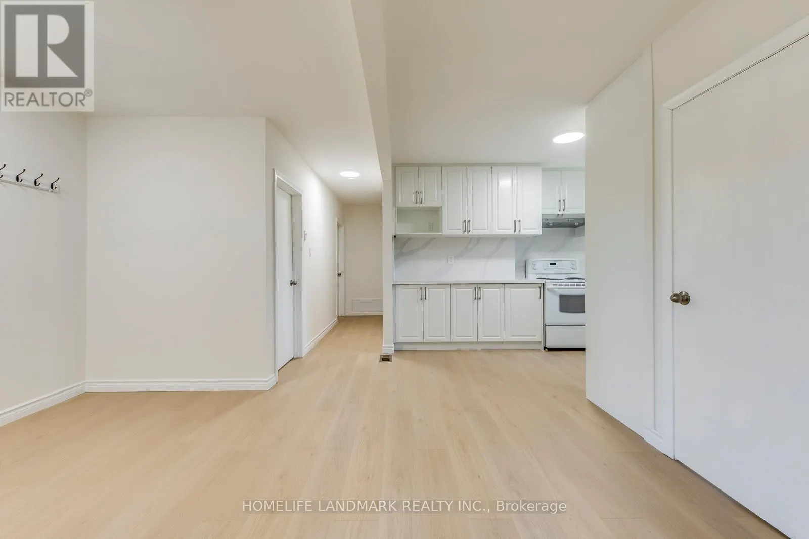 438 SANDMERE PLACE