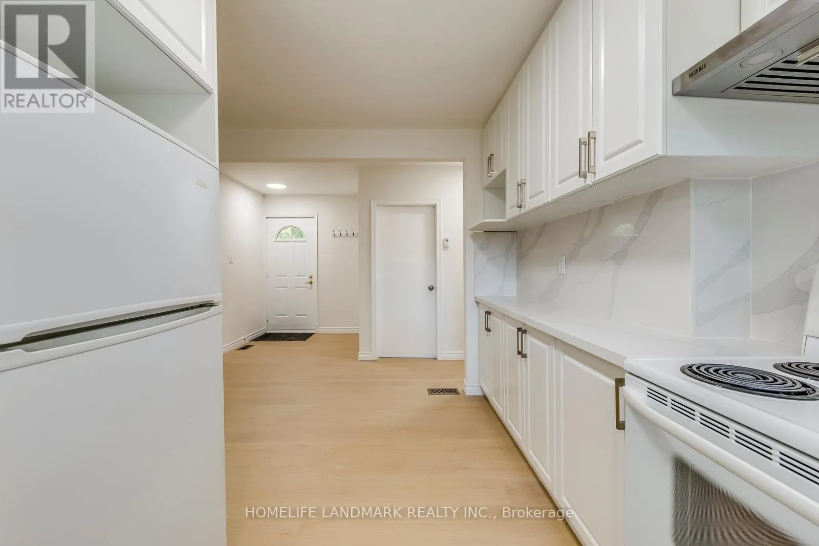 438 SANDMERE PLACE