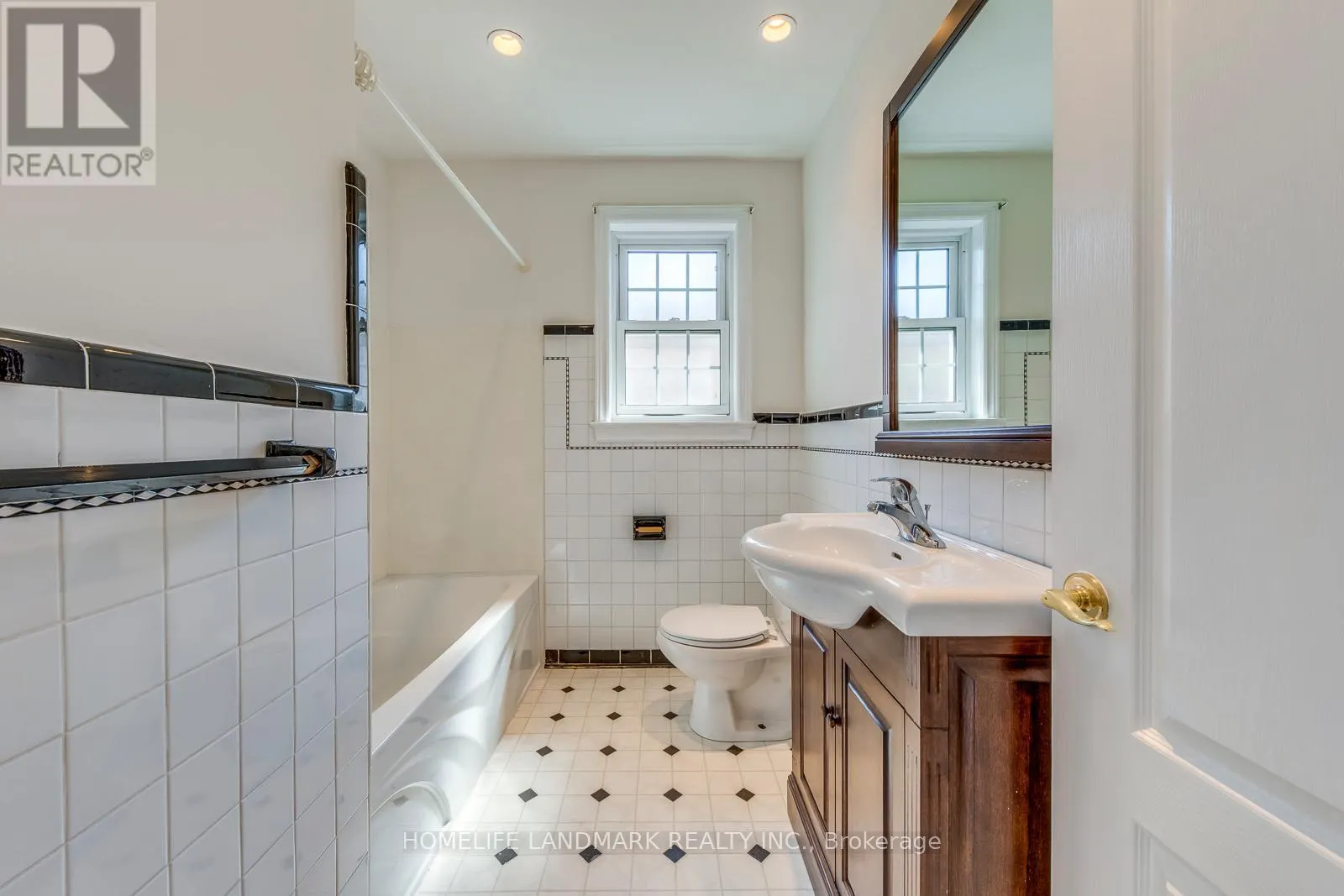 438 SANDMERE PLACE