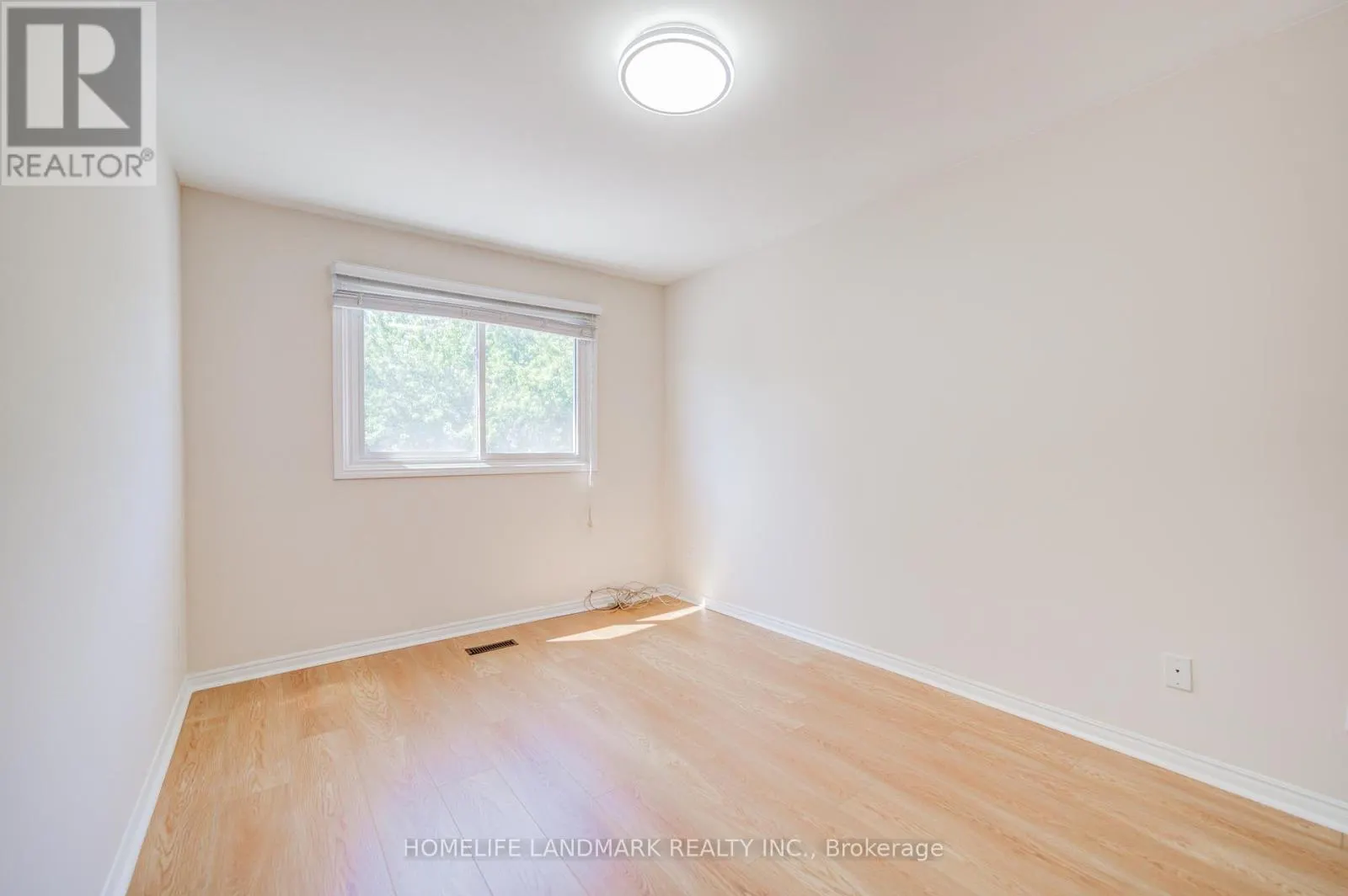 319 HILLSIDE DRIVE
