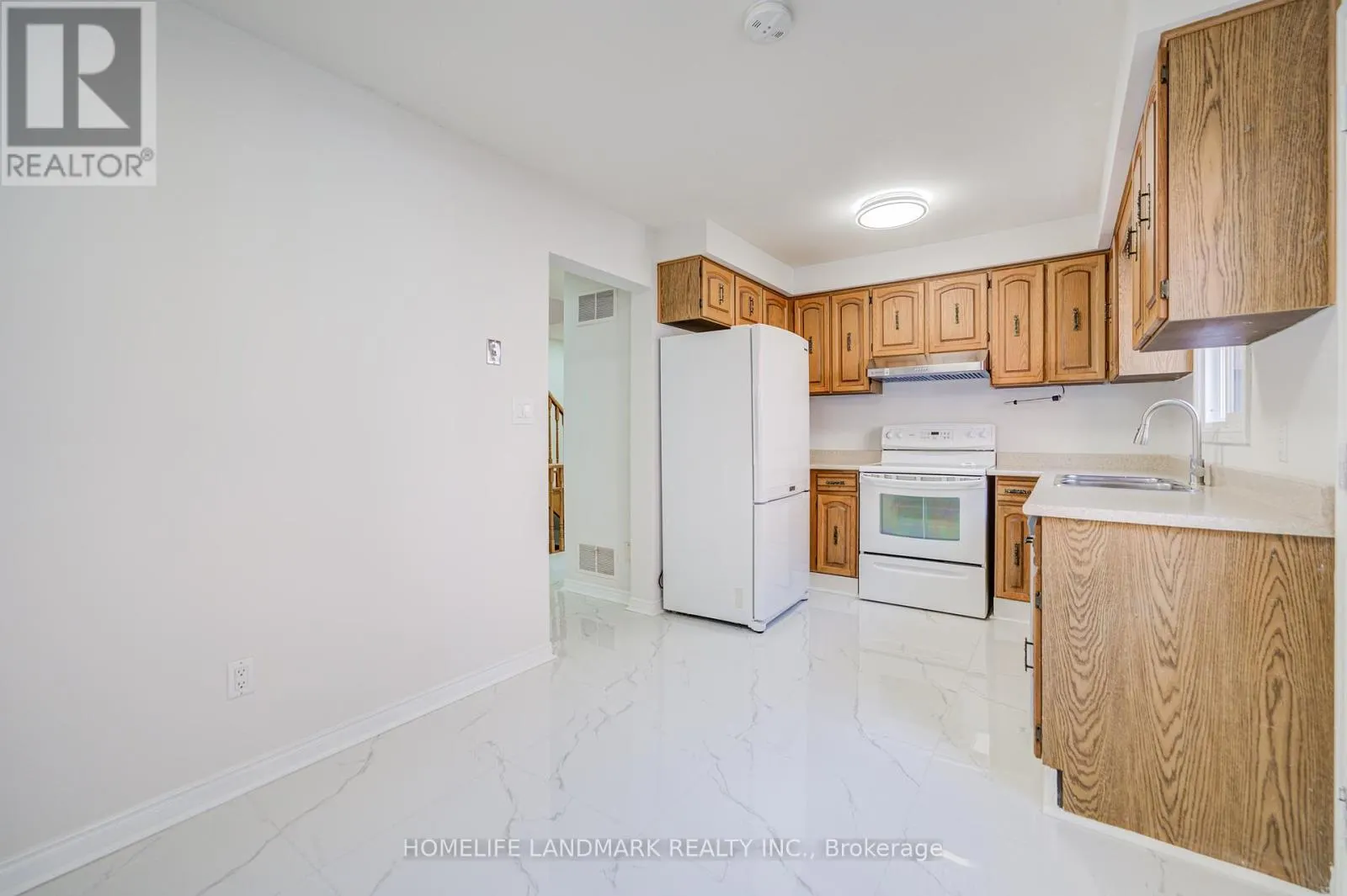319 HILLSIDE DRIVE