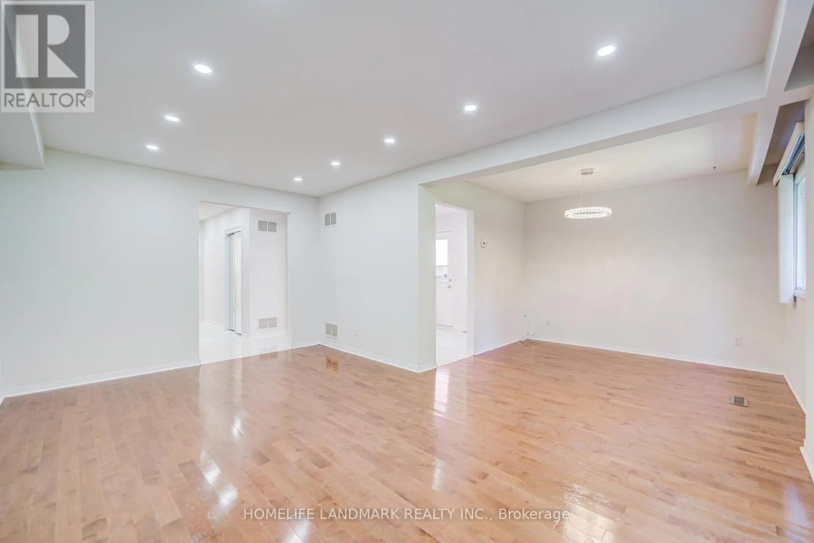 319 HILLSIDE DRIVE