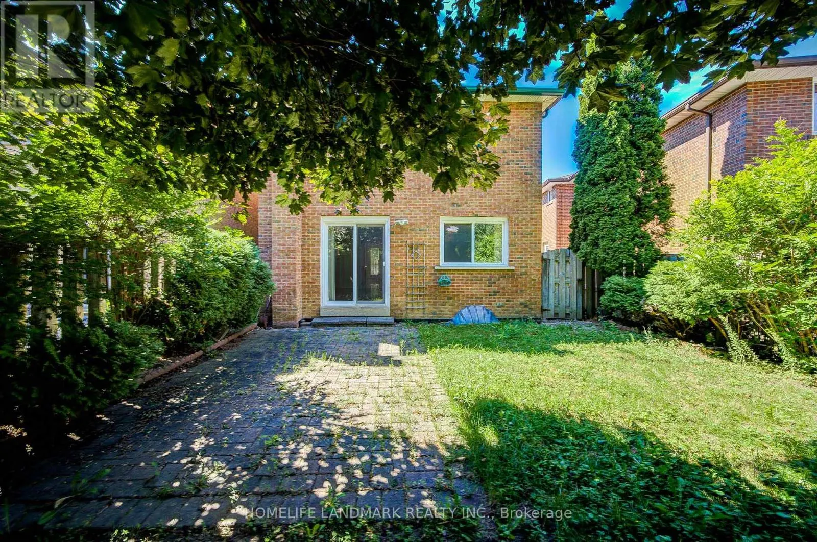 319 HILLSIDE DRIVE
