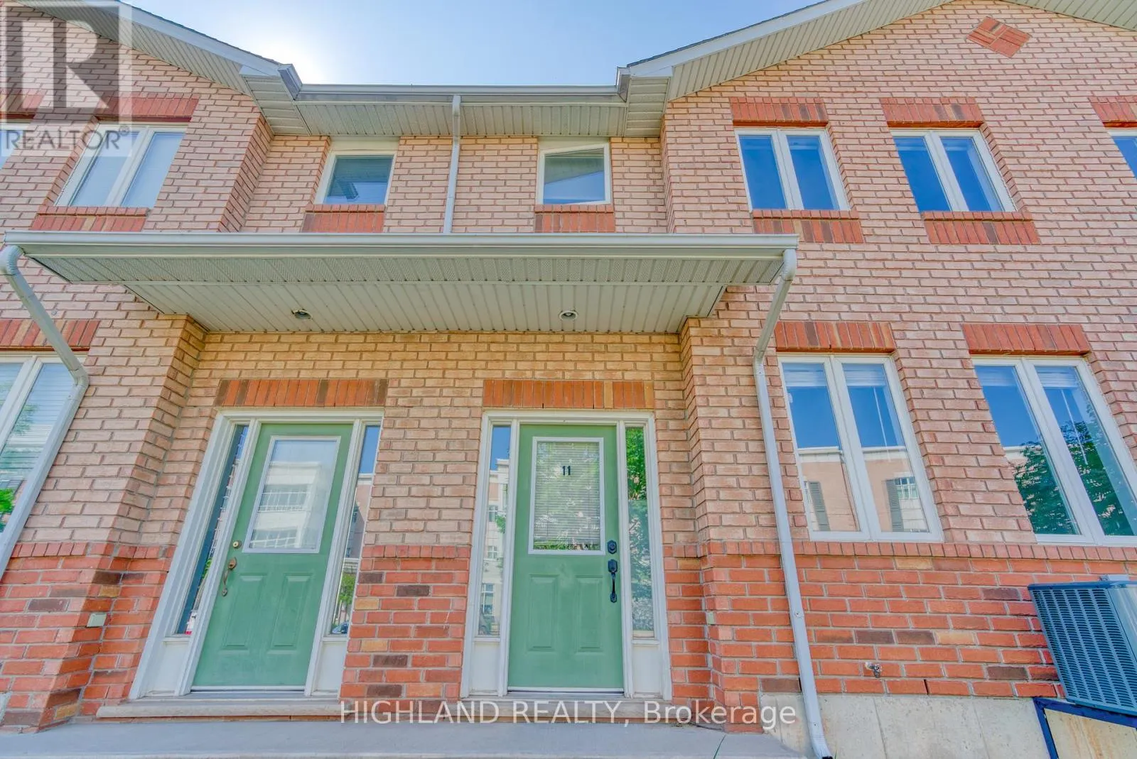 11 - 1750 CREEK WAY