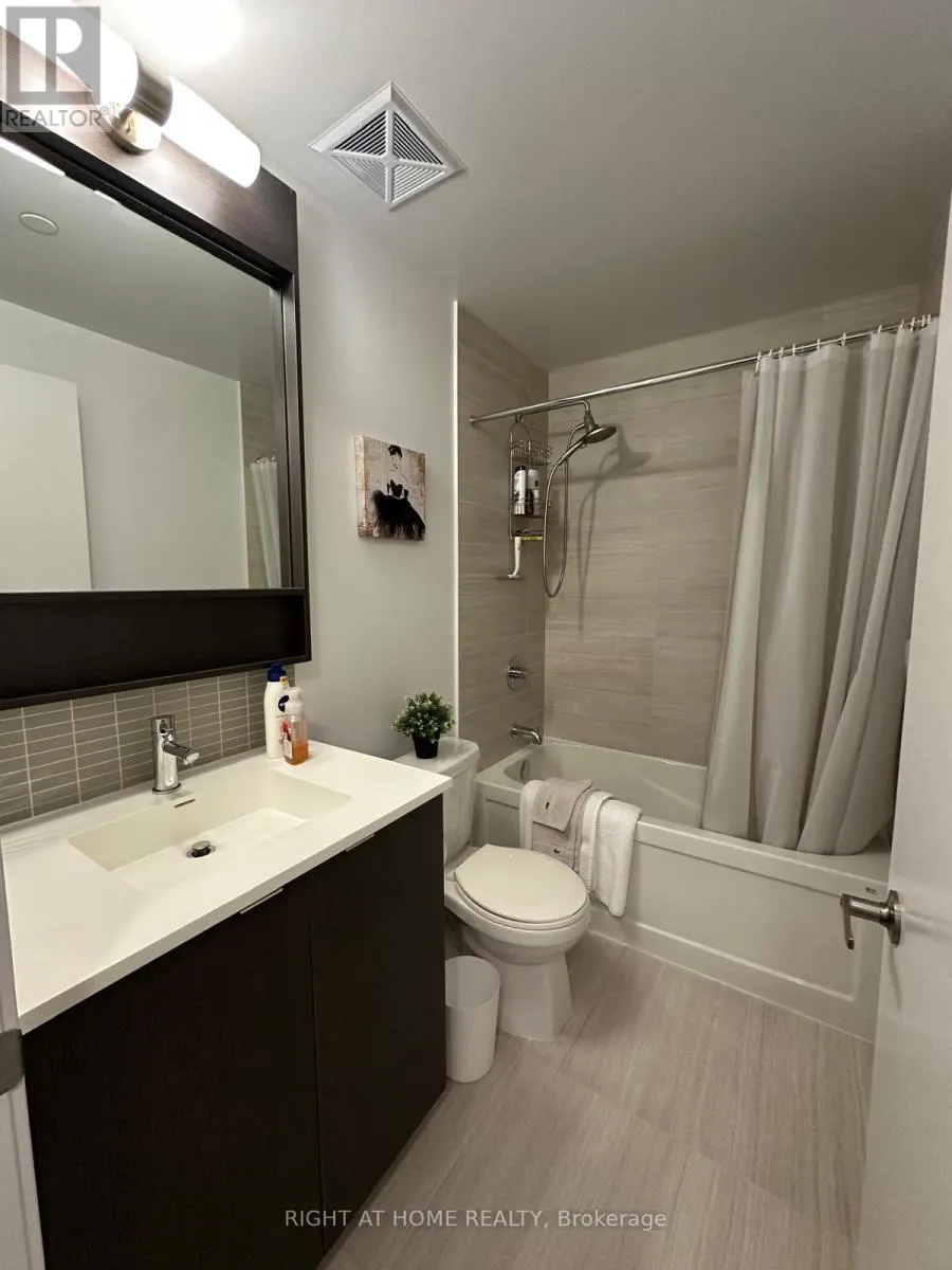 1803 - 2560 EGLINTON AVENUE W