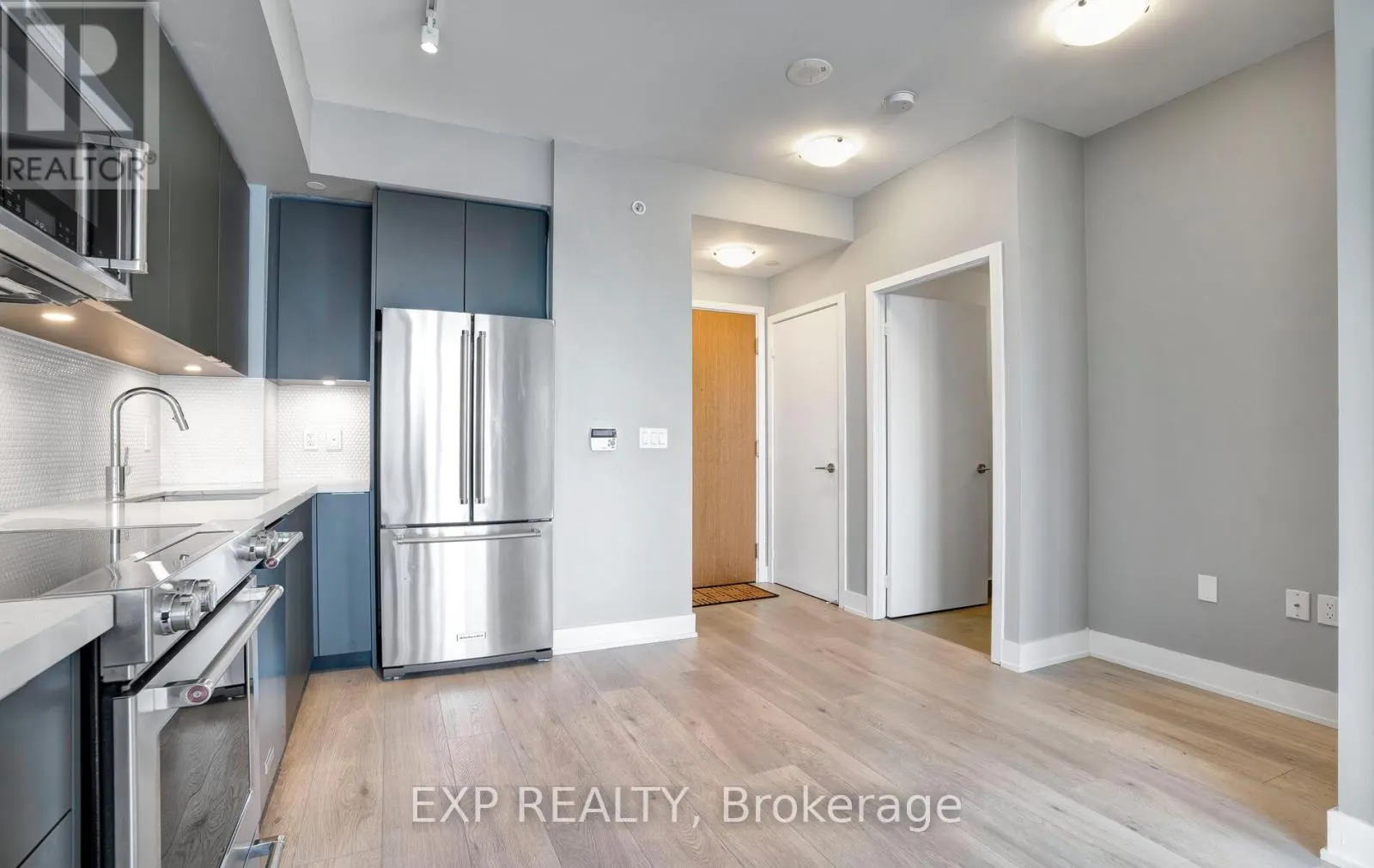 5504 - 30 SHORE BREEZE DRIVE