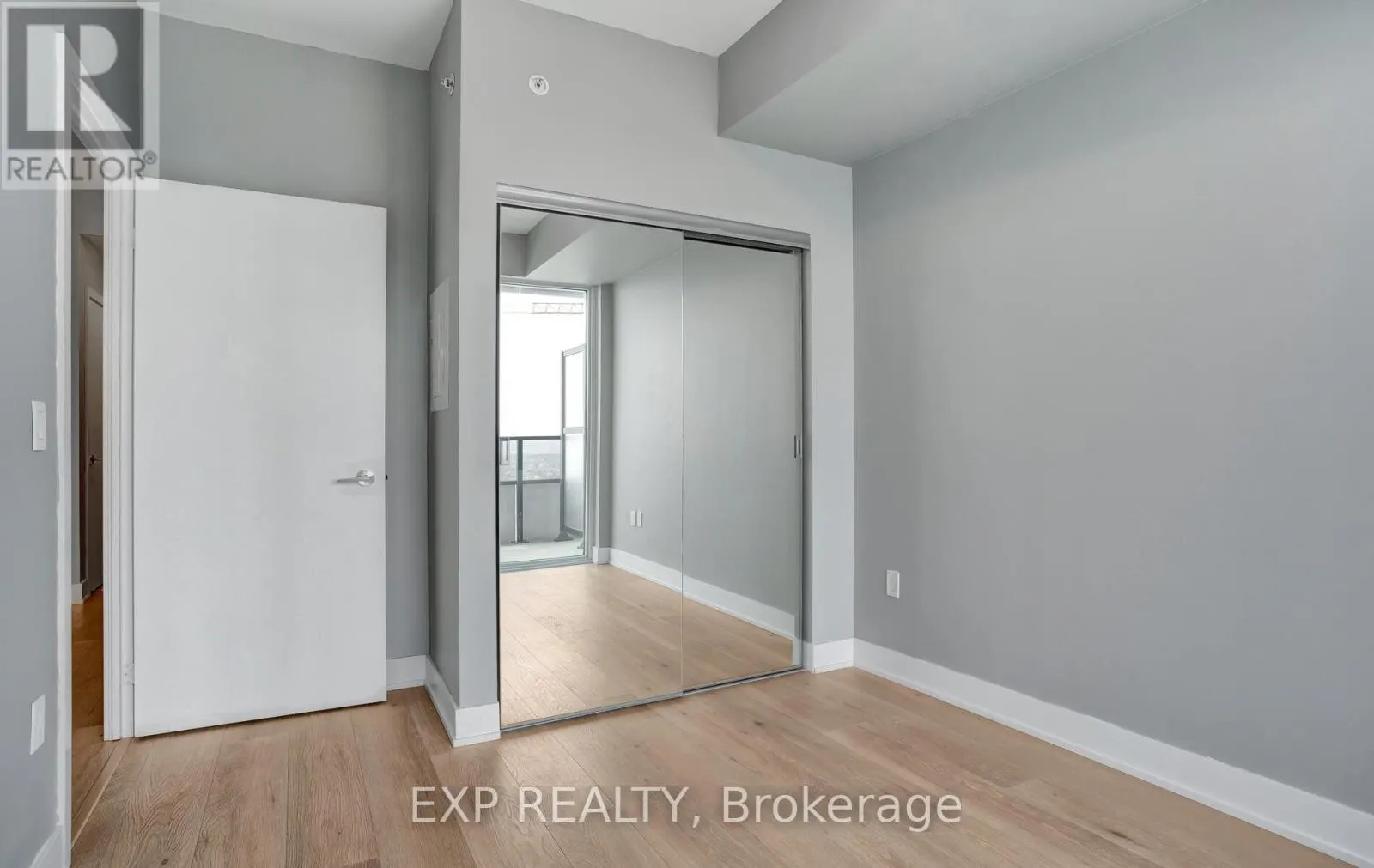 5504 - 30 SHORE BREEZE DRIVE
