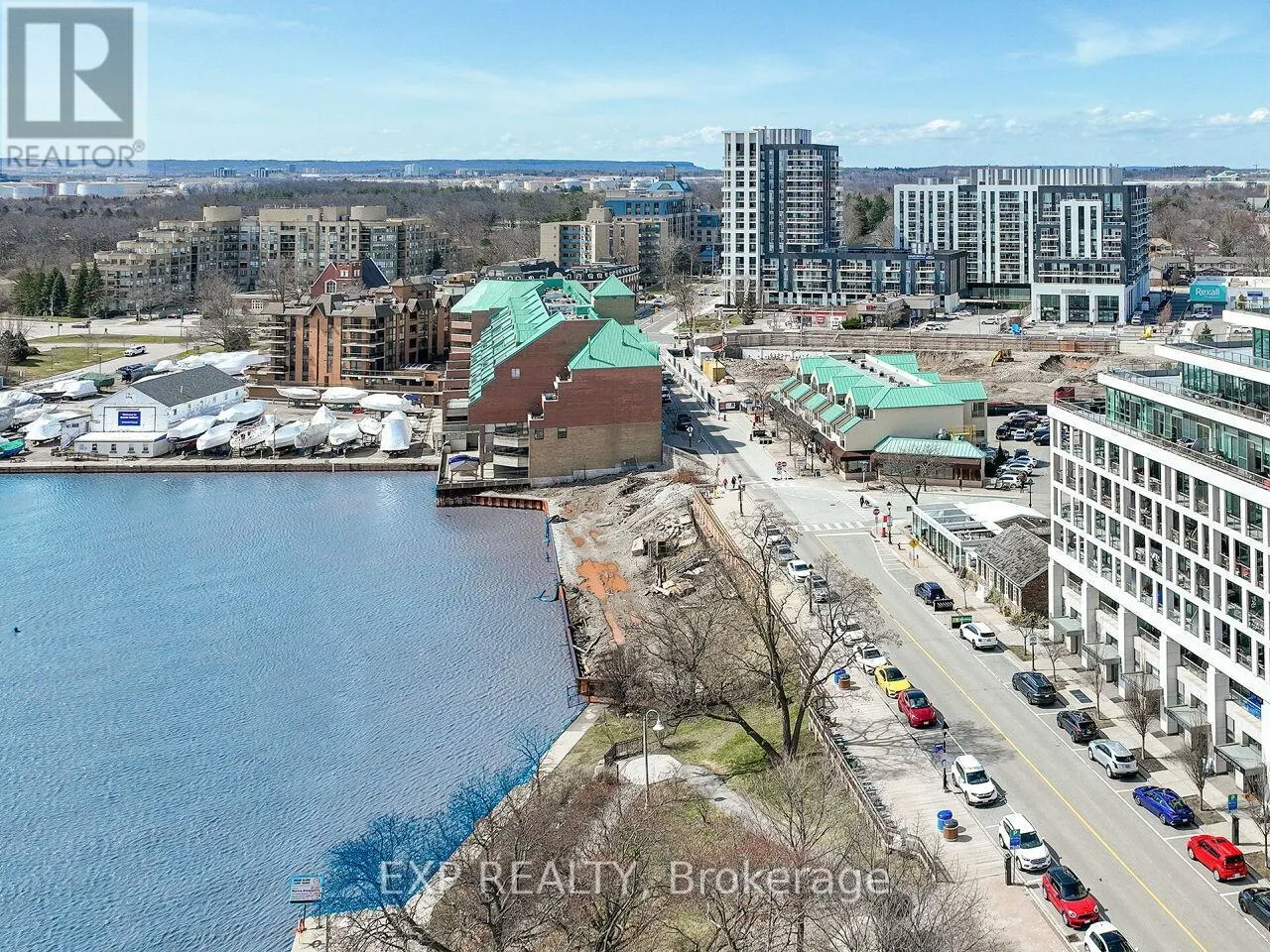 4 - 2351 LAKESHORE ROAD W