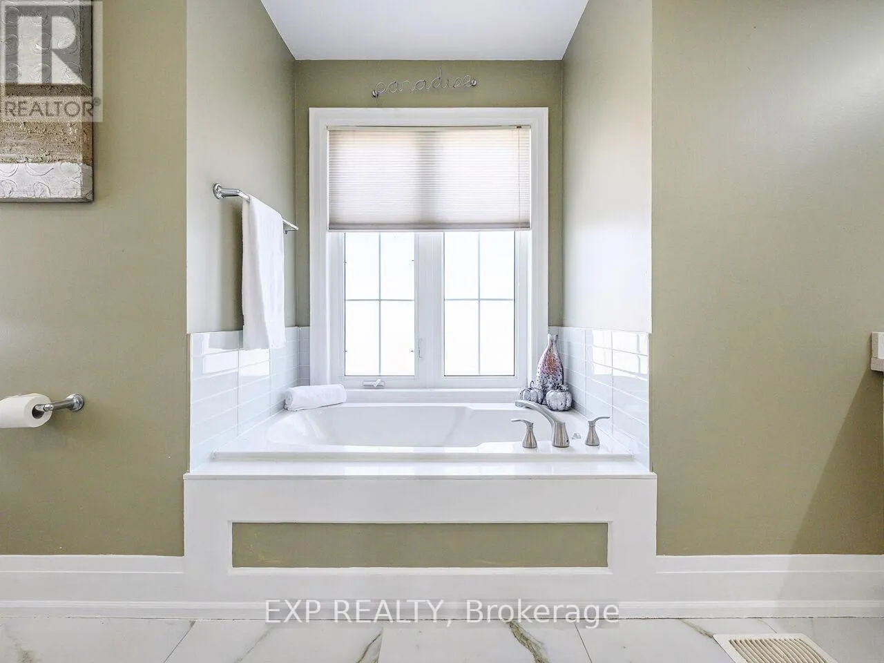 4 - 2351 LAKESHORE ROAD W