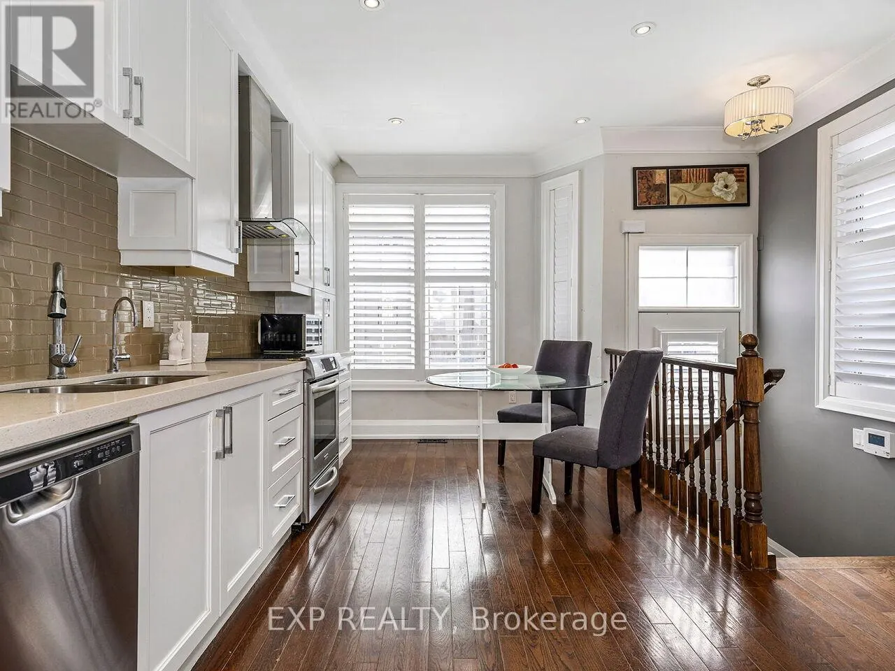 4 - 2351 LAKESHORE ROAD W