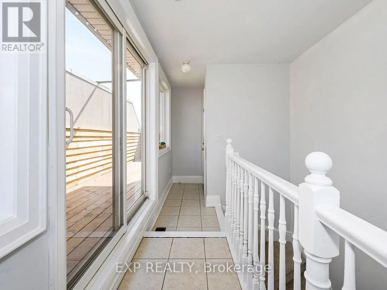 4 - 2351 LAKESHORE ROAD W