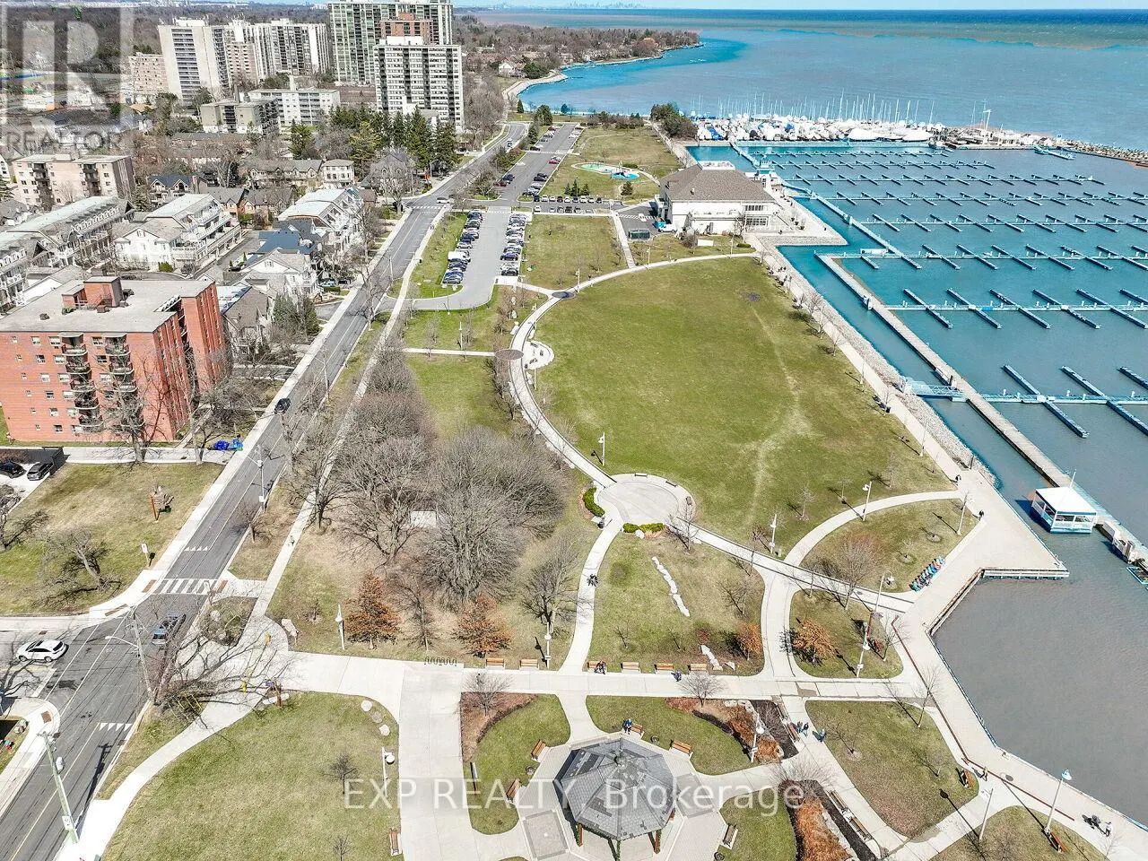 4 - 2351 LAKESHORE ROAD W