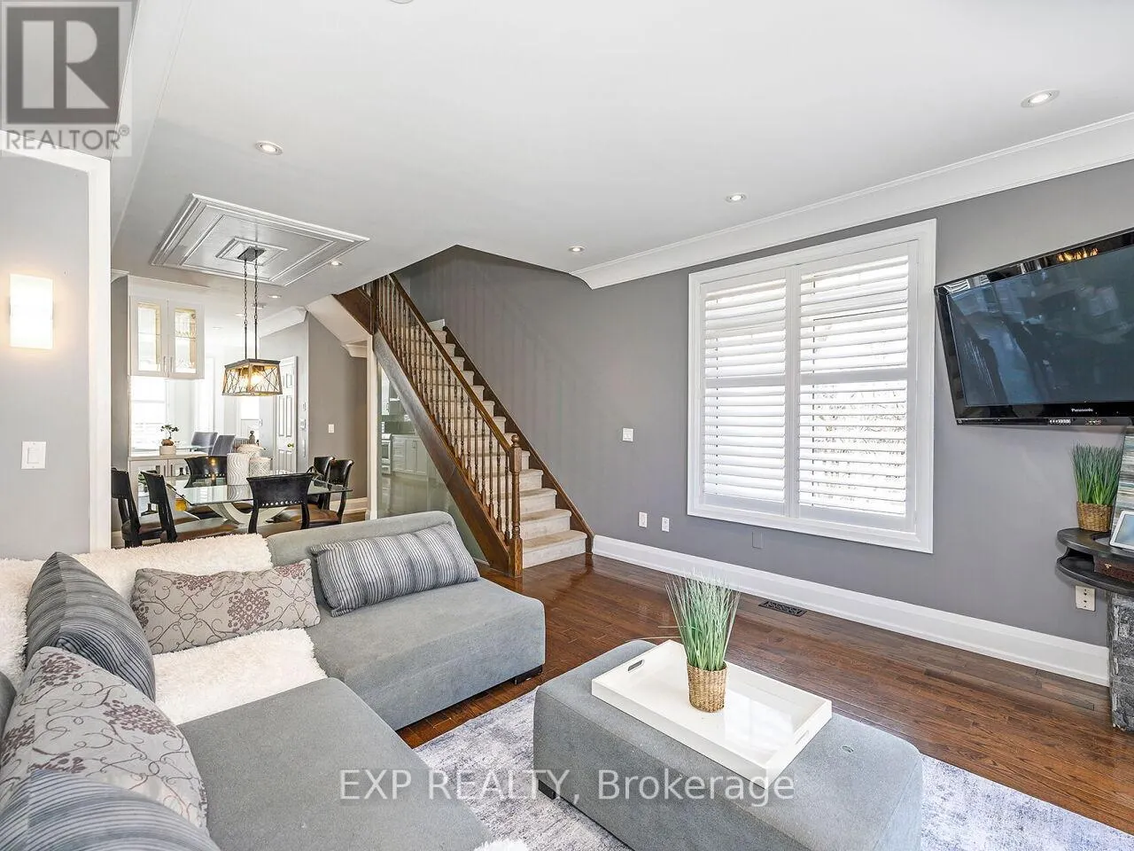 4 - 2351 LAKESHORE ROAD W