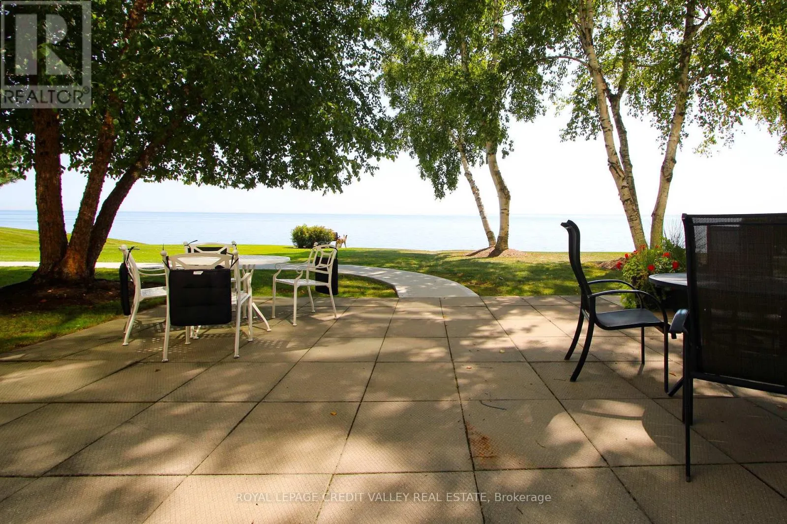 911 - 5280 LAKESHORE ROAD