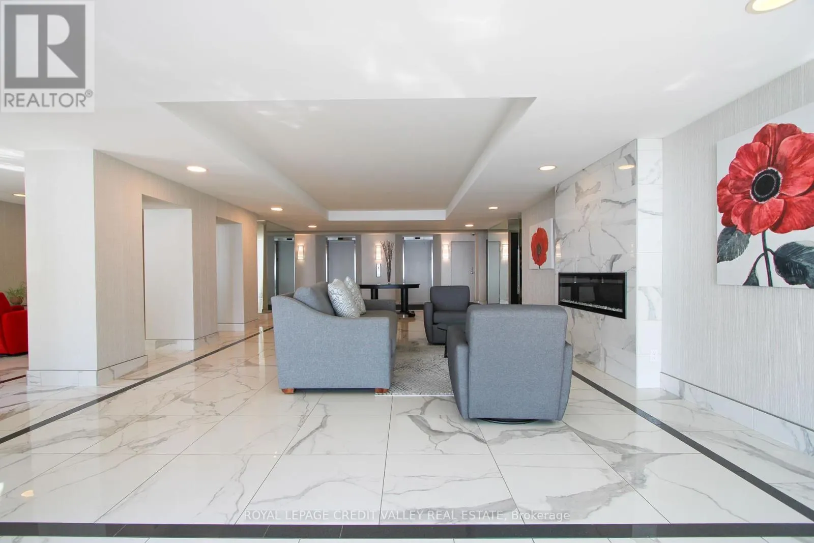911 - 5280 LAKESHORE ROAD