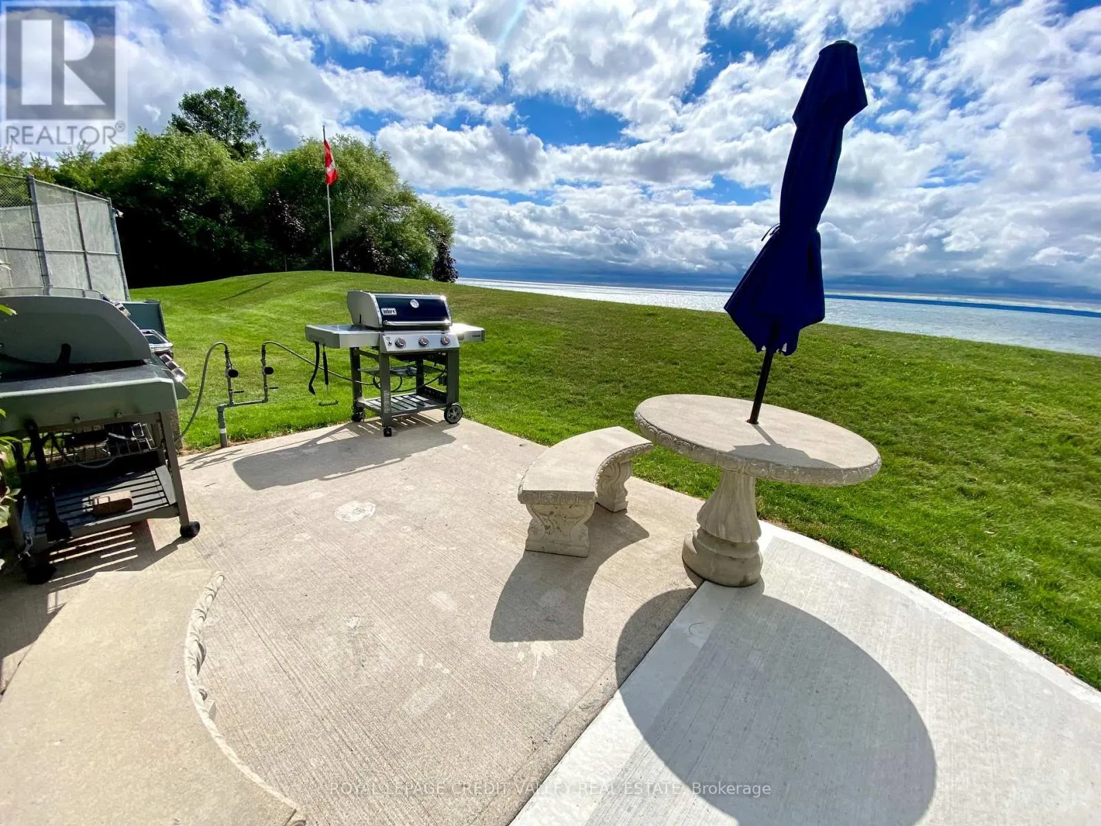 911 - 5280 LAKESHORE ROAD