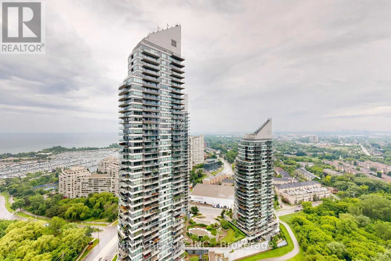 3605 - 2212 LAKE SHORE BOULEVARD W
