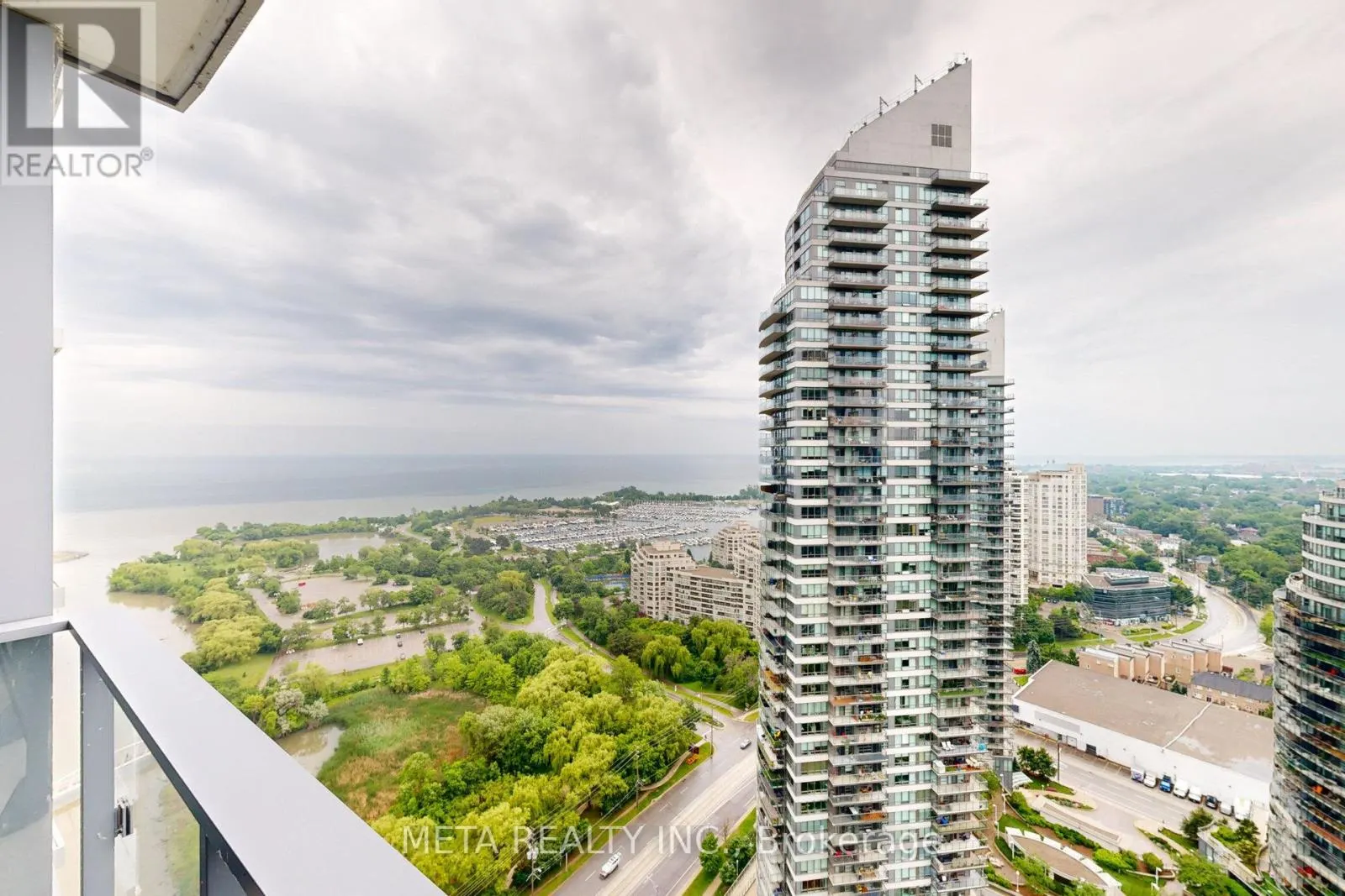 3605 - 2212 LAKE SHORE BOULEVARD W