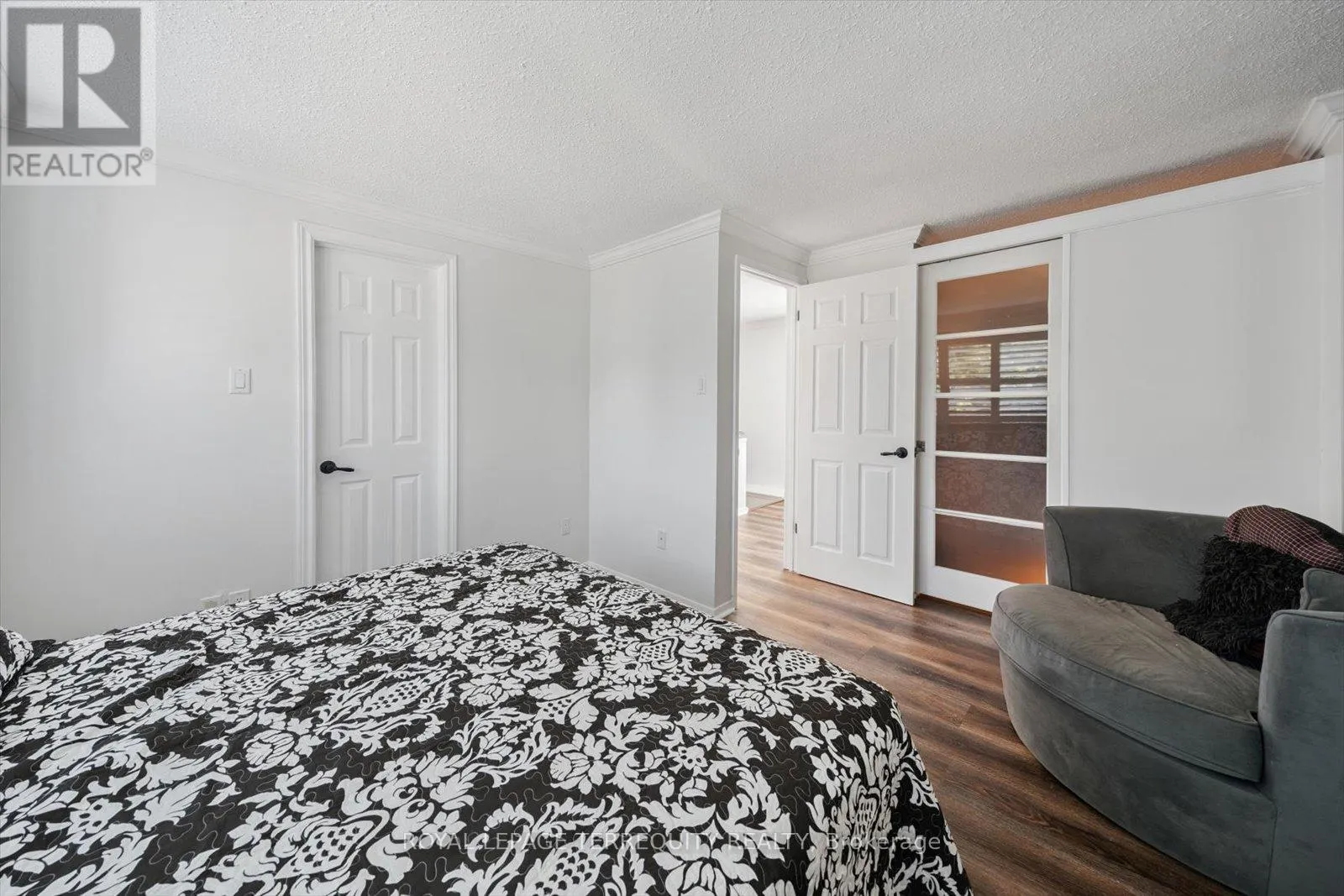 1825 HYDE MILL CRESCENT