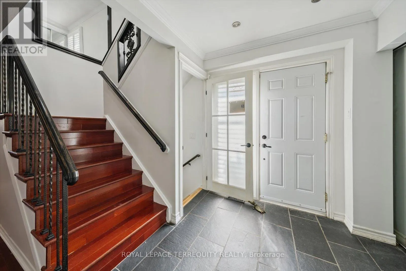 1825 HYDE MILL CRESCENT