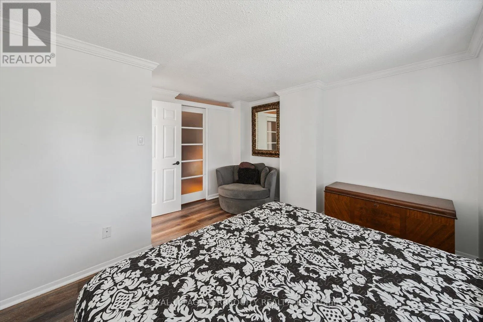 1825 HYDE MILL CRESCENT