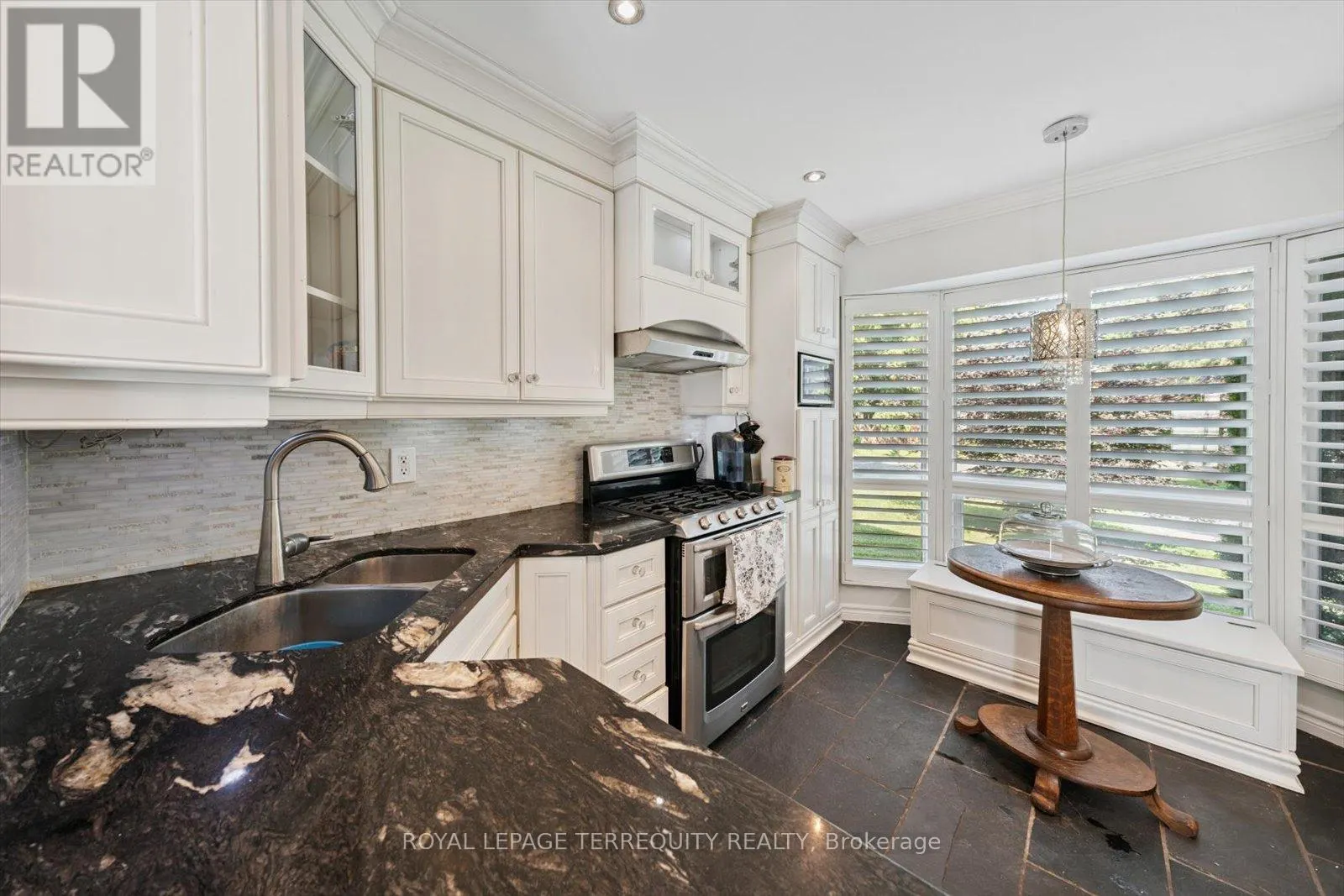 1825 HYDE MILL CRESCENT
