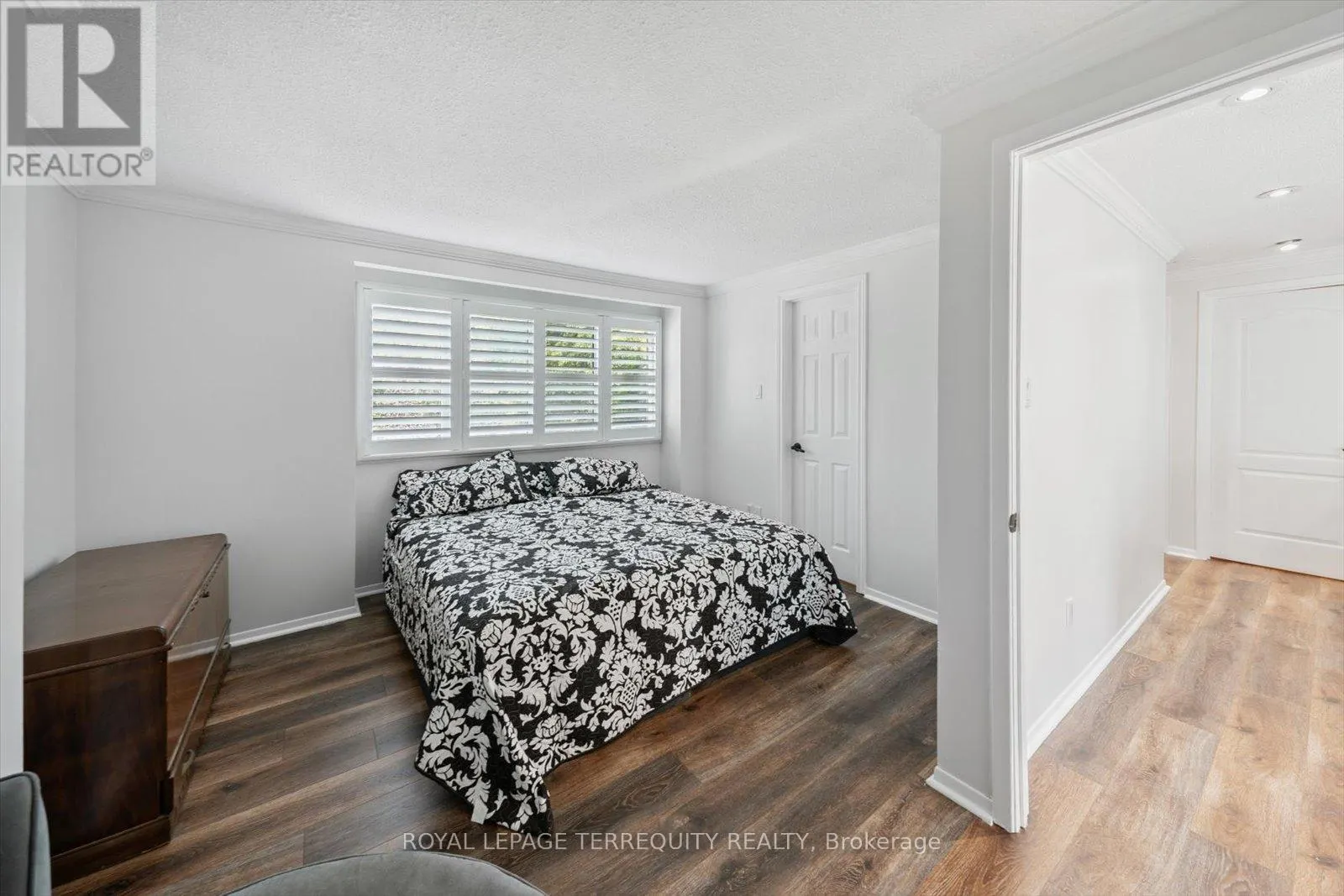 1825 HYDE MILL CRESCENT
