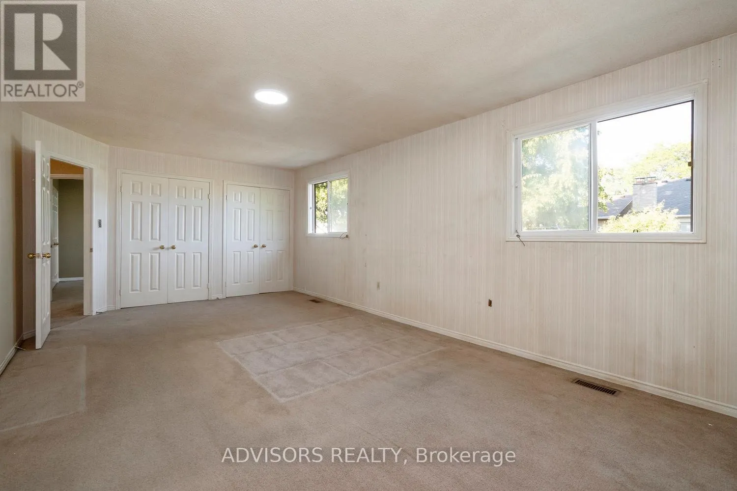 3428 BRISTOL DRIVE