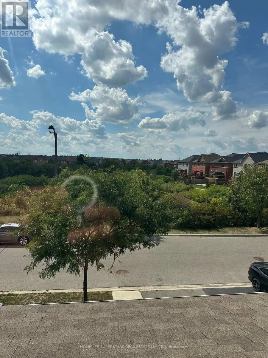 93 RELTON CIRCLE