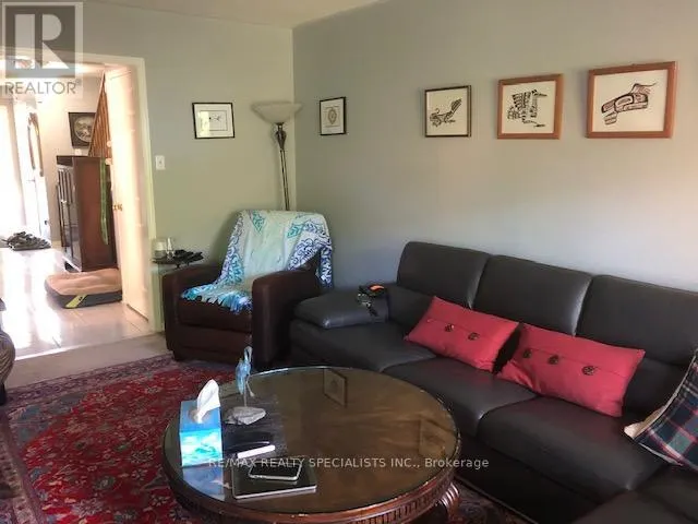 2210 RIDGE LANDING