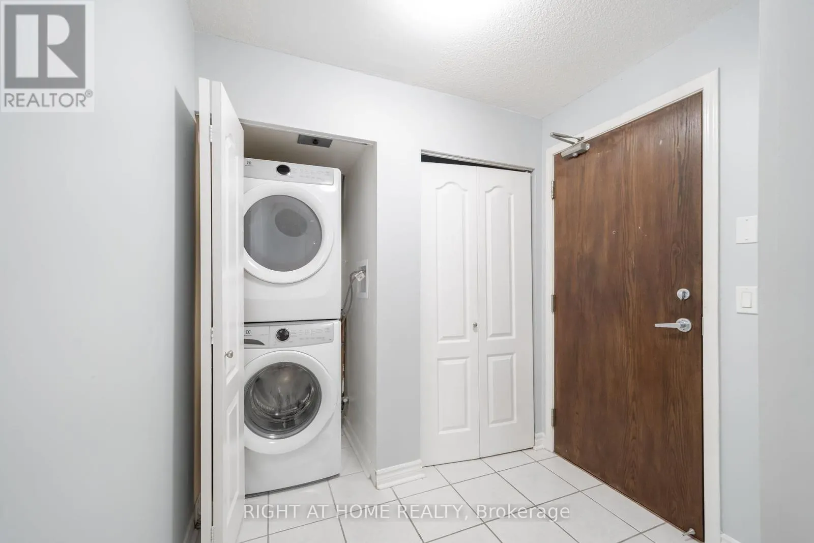703 - 4080 LIVING ARTS DRIVE