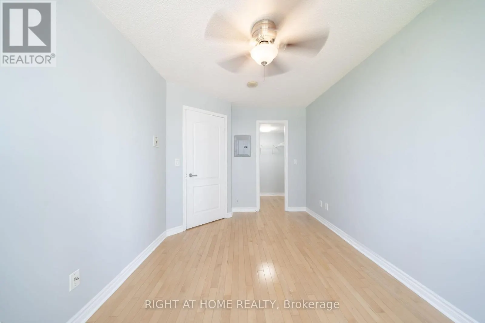 703 - 4080 LIVING ARTS DRIVE