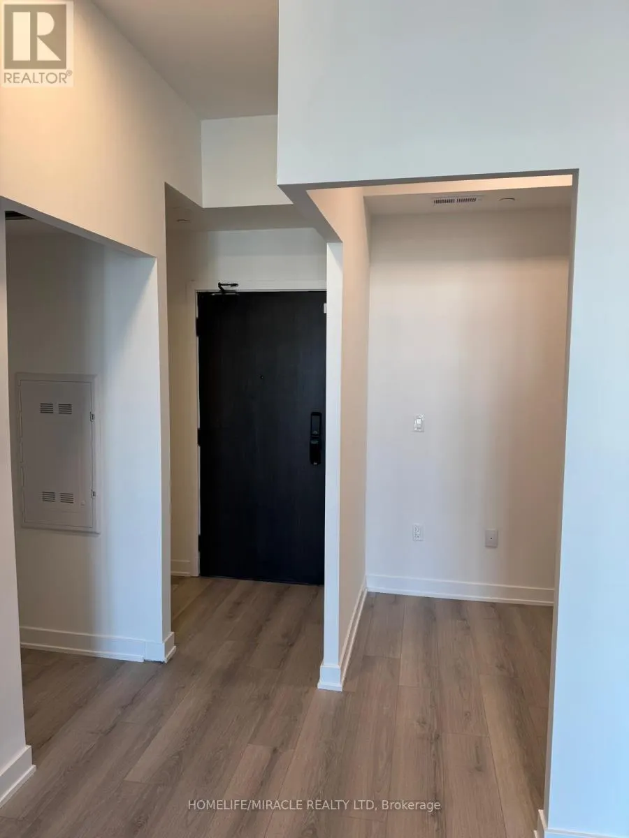 503 - 1005 DUNDAS STREET E