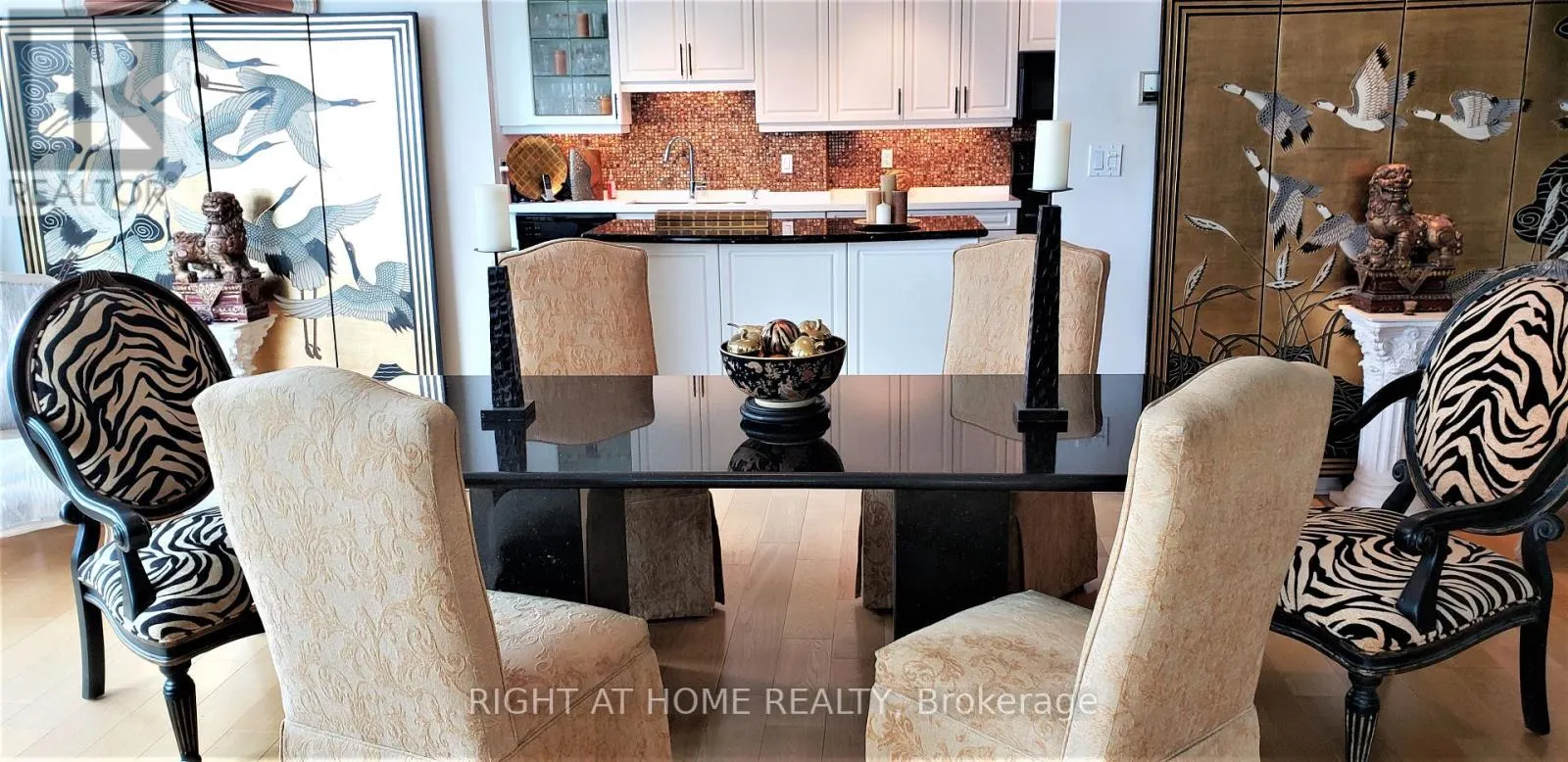 PH03 - 2111 LAKE SHORE BOULEVARD W