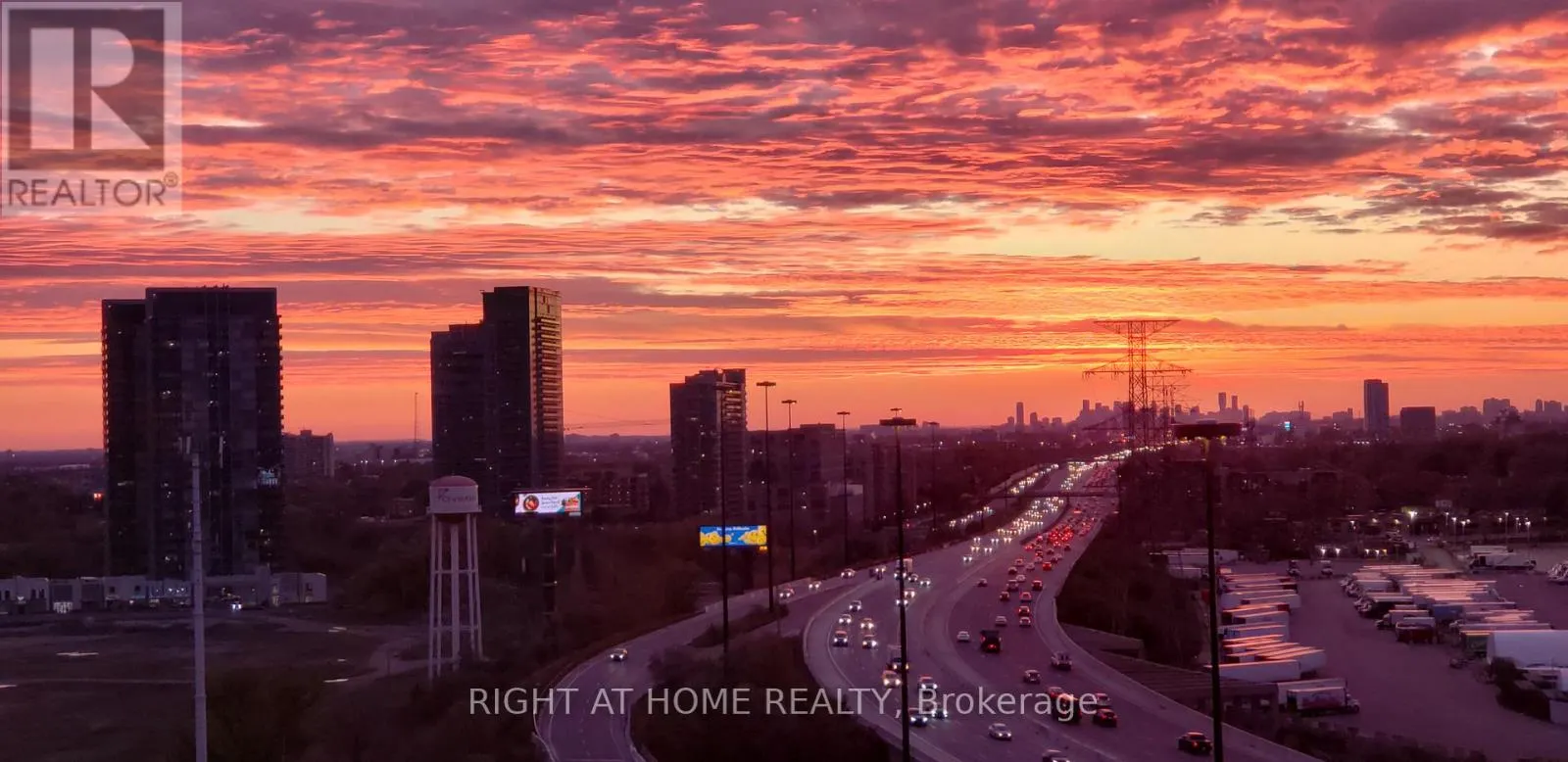 PH03 - 2111 LAKE SHORE BOULEVARD W
